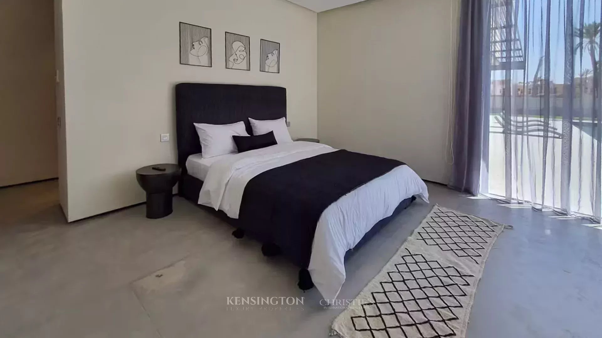 4 Bedroom Villa/Townhouse's Image 5