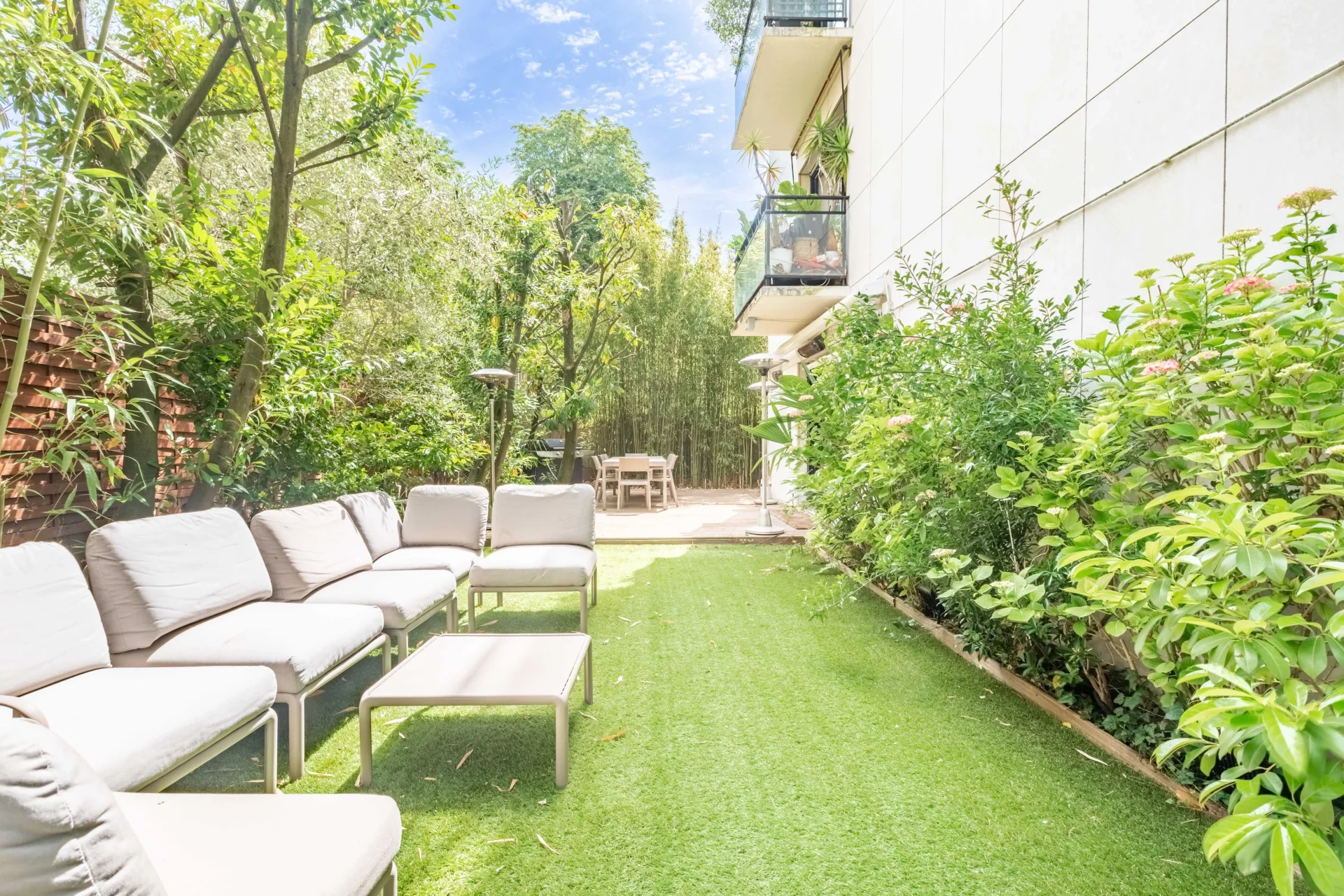 Neuilly-sur-Seine - LONGCHAMP