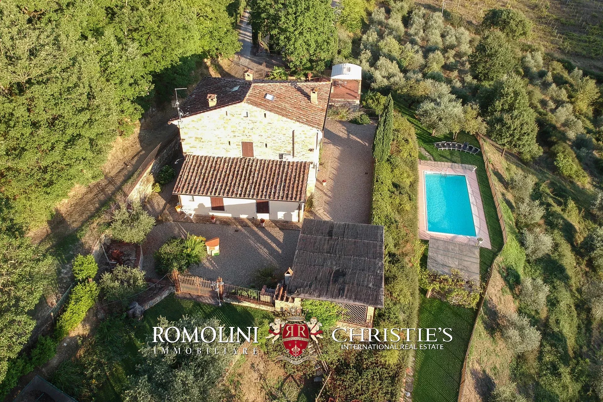 6 Bedroom Villa/Townhouse's Image 13