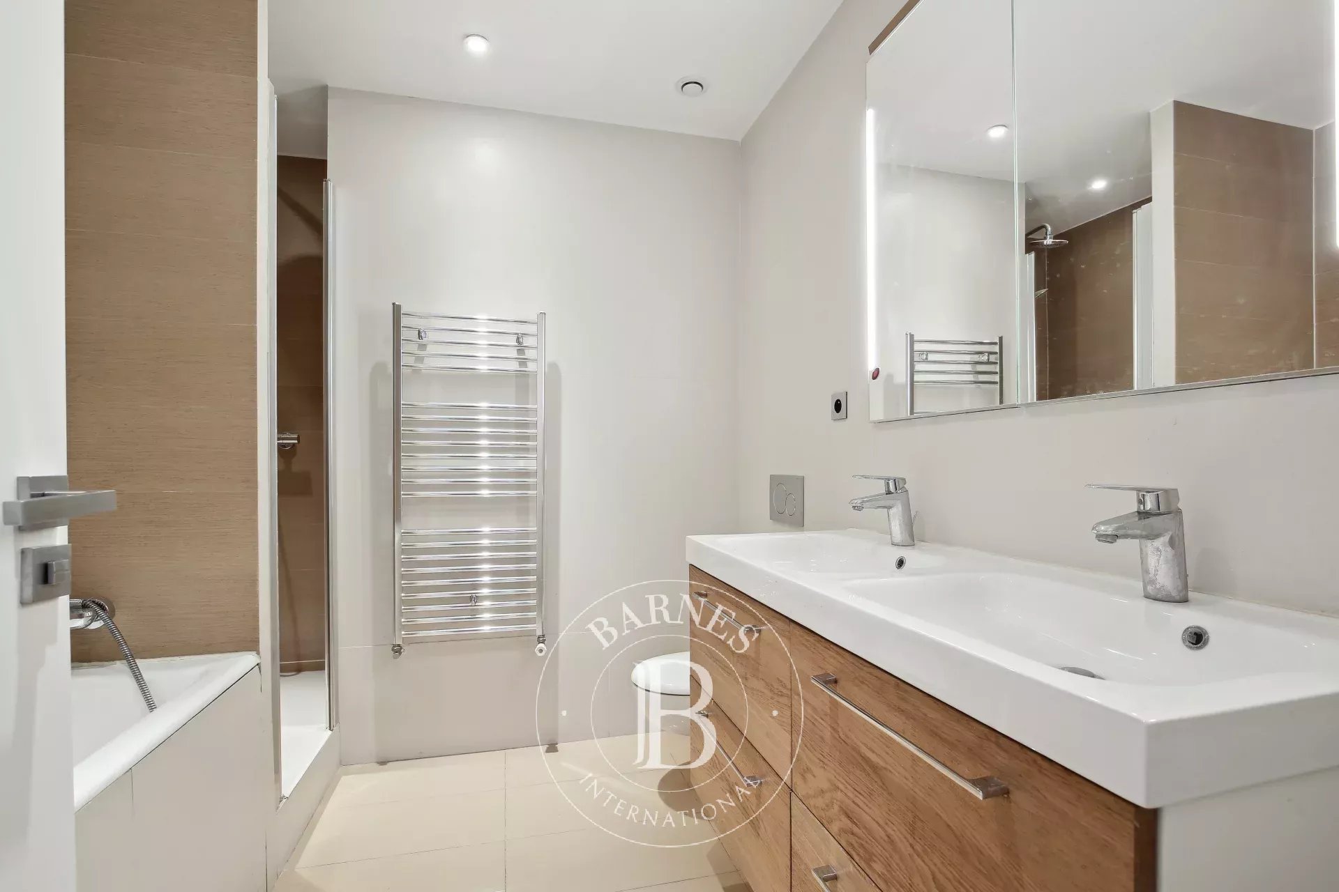 Daire Paris 8ème - picture 10