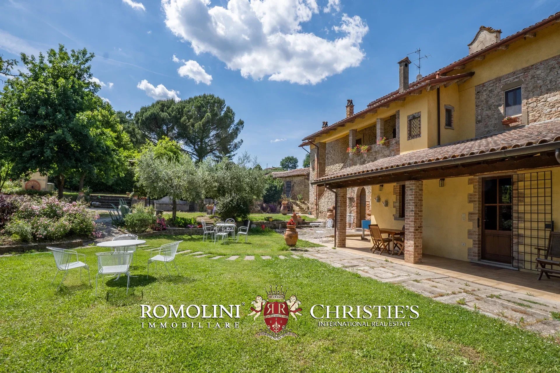 7 Bedroom Villa/Townhouse's Image 19