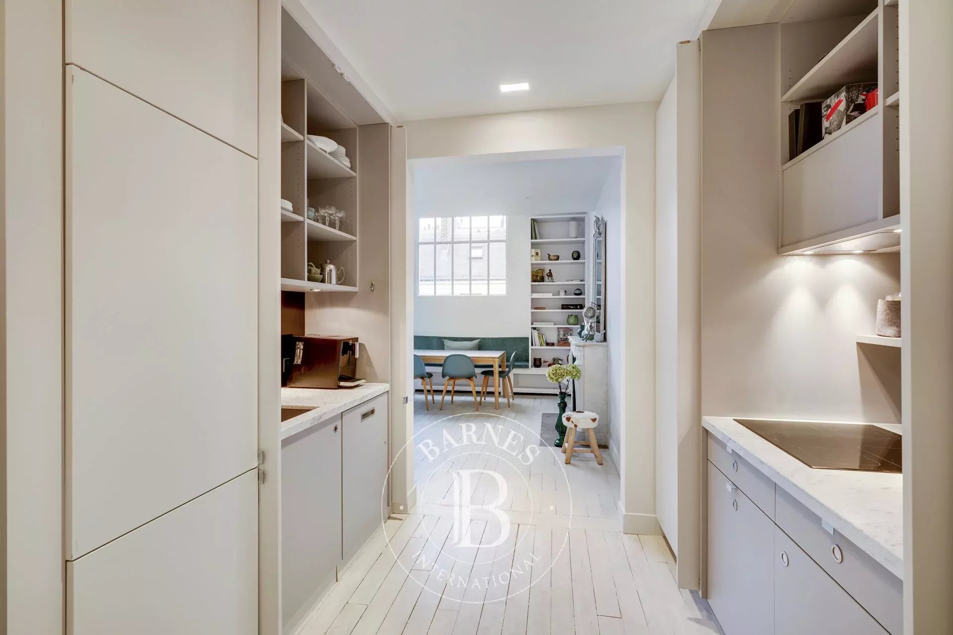 Paris 6 - Cherche-Midi - sole agent - top floor workshop - 3 bedrooms - picture 7