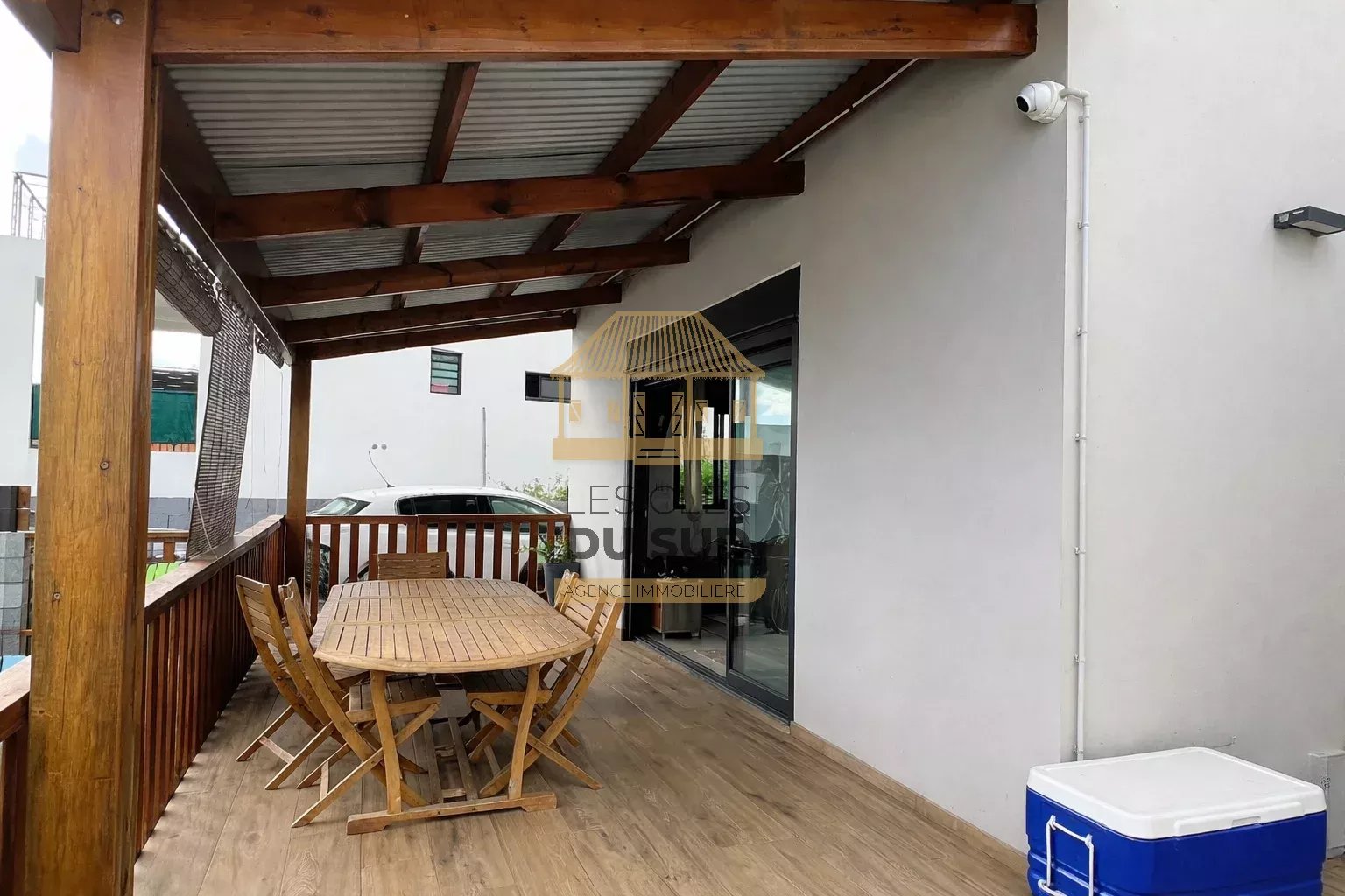 Villa T4 récente avec piscine chauffée et vue mer à vendre à Grands Bois Saint-Pierre 97410