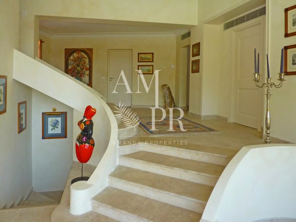 Modern Luxury Villa in Opio | 6-Bed Family Estate with Forest Views — photo 4