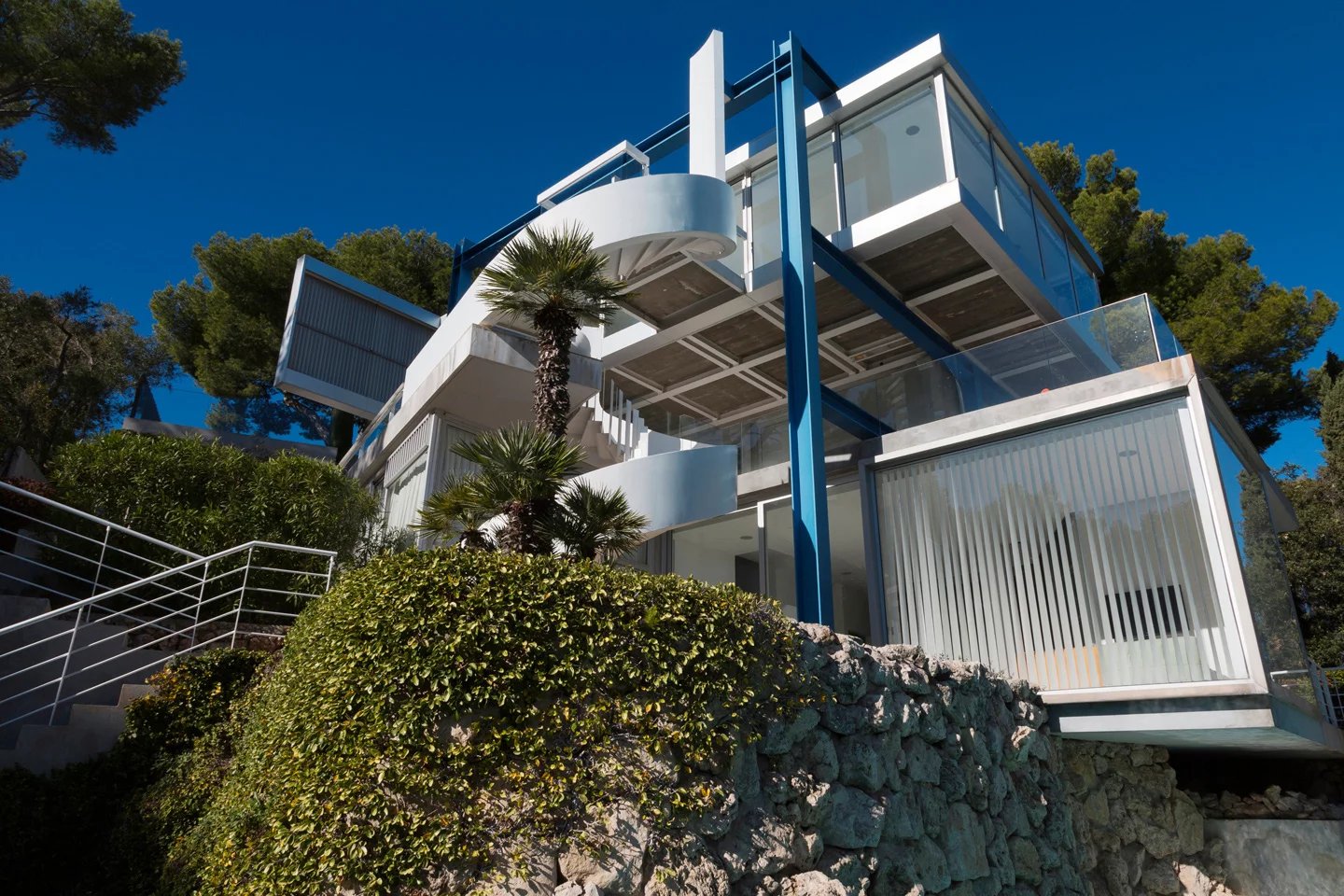 Cap d'Antibes | Contemporary villa