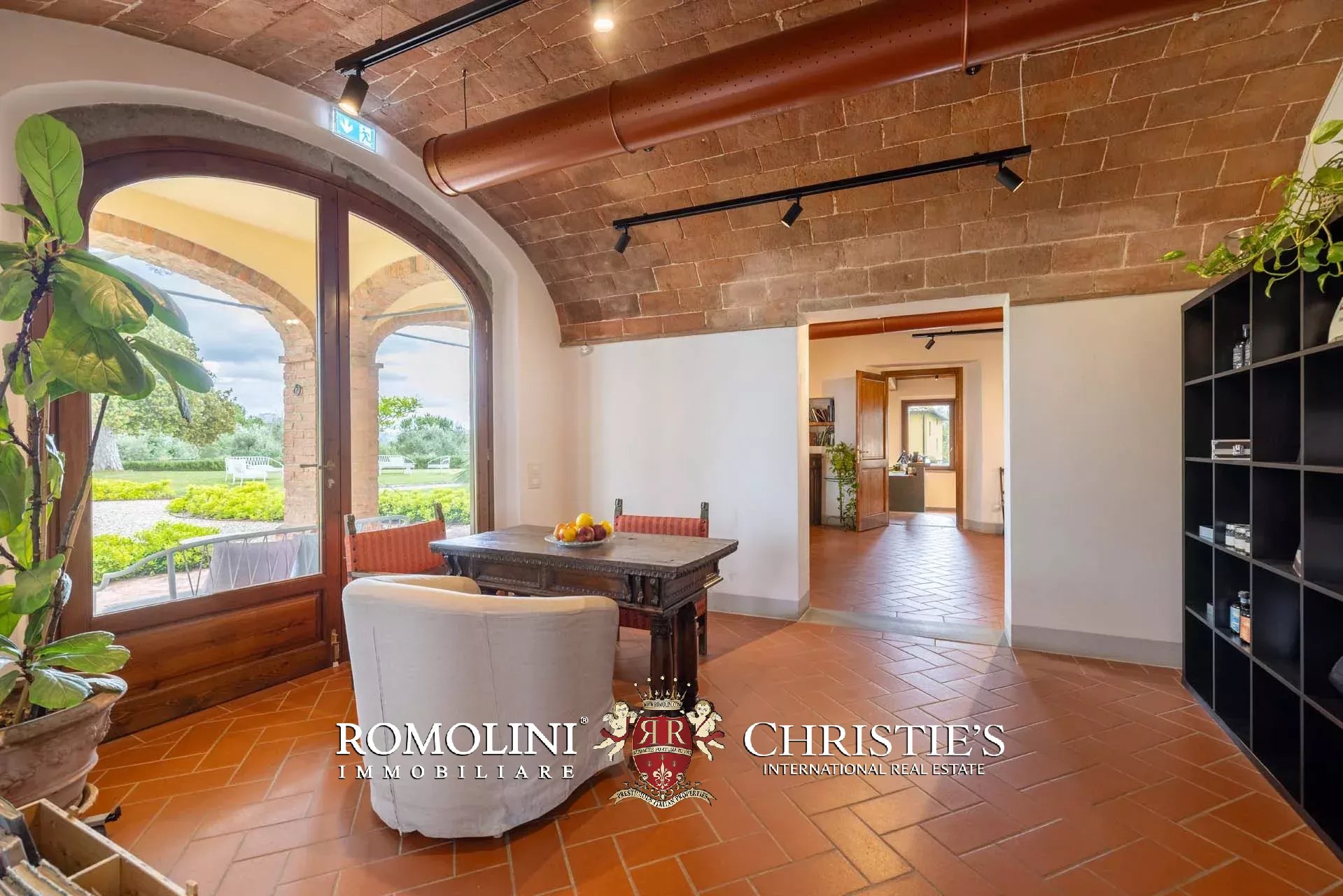 37 Bedroom Villa/Townhouse's Image 74