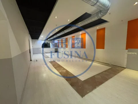 Negozio---Locale-commerciale-in-affitto---Bolzano-1