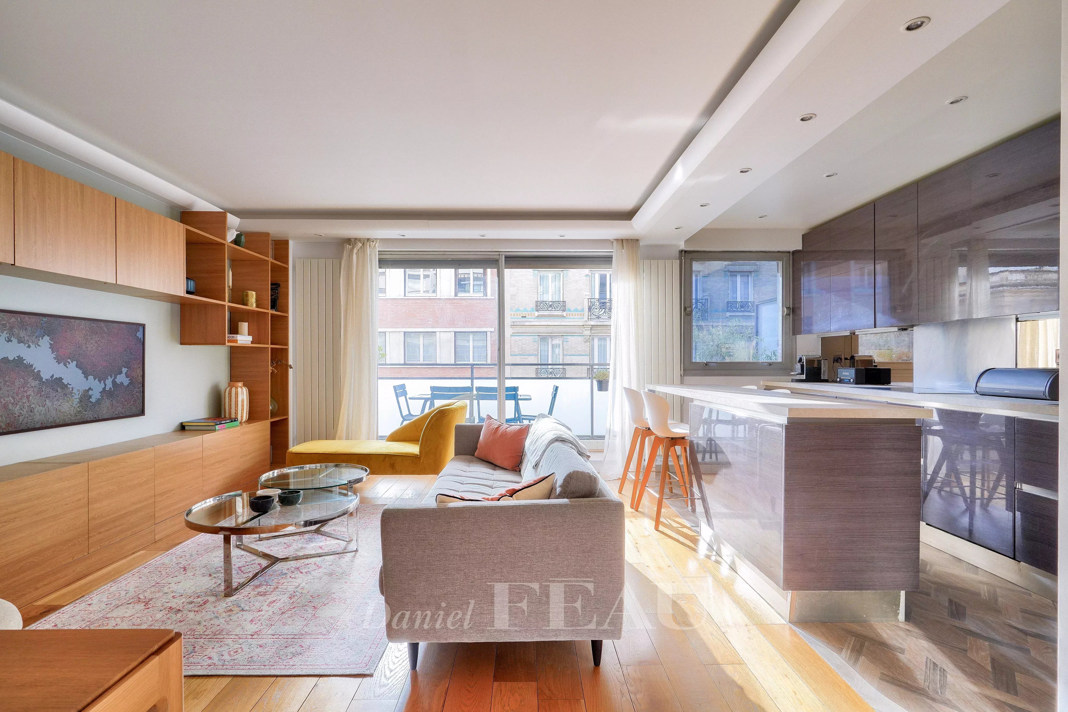 Neuilly-sur-Seine  -  A 3-bed apartment rented furnished