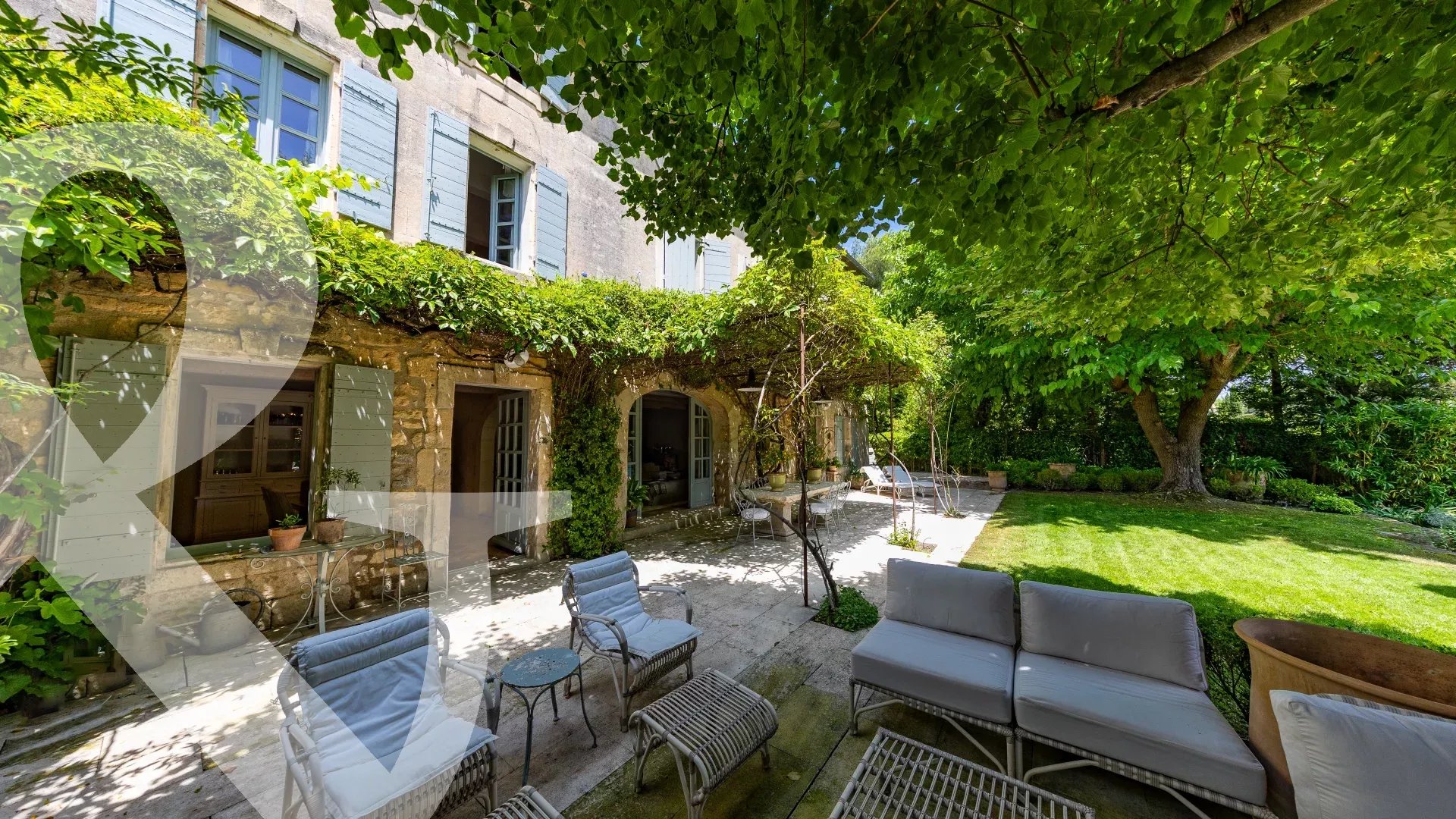 NOBLESSE ET ELEGANCE