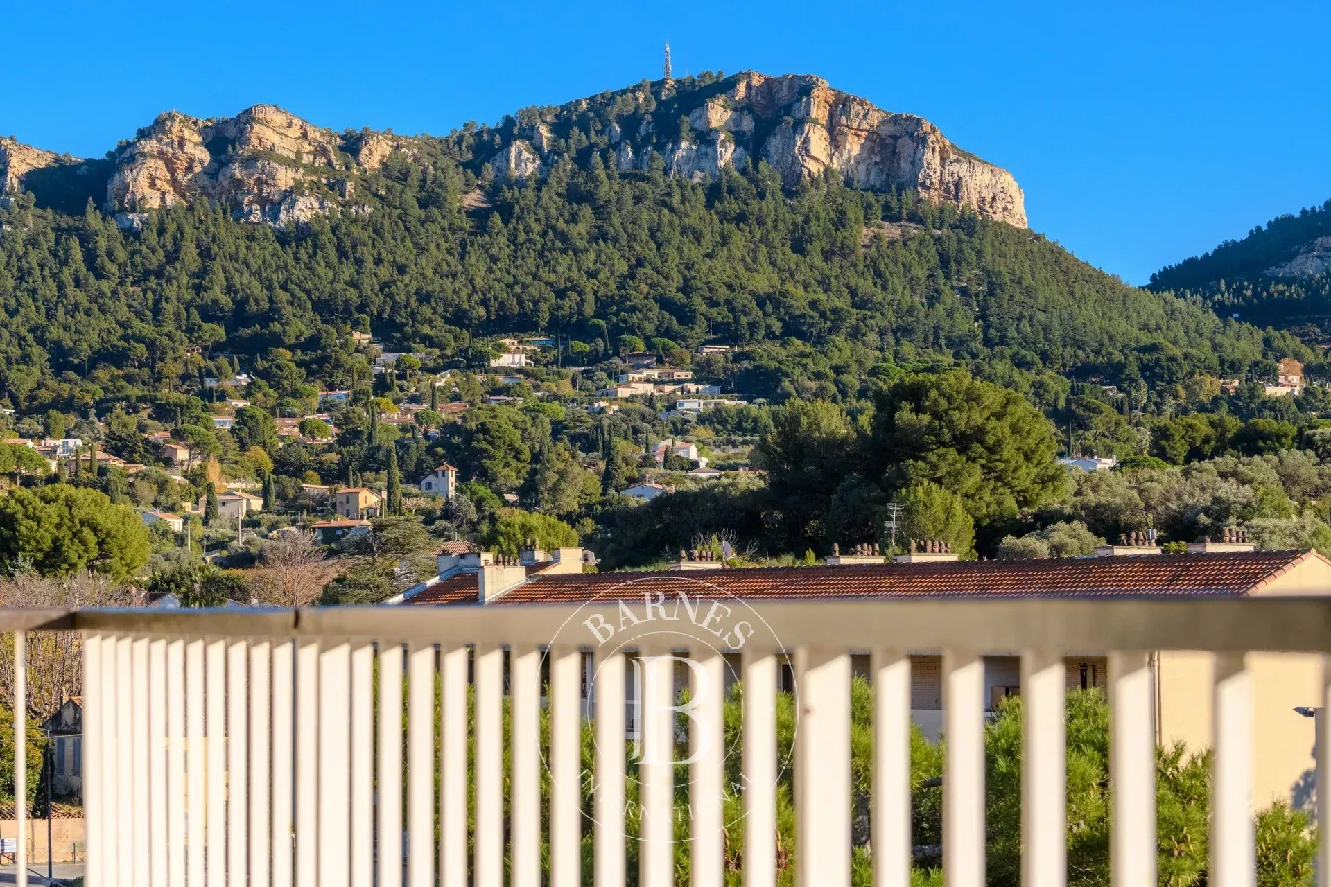 Daire Cassis - picture 10