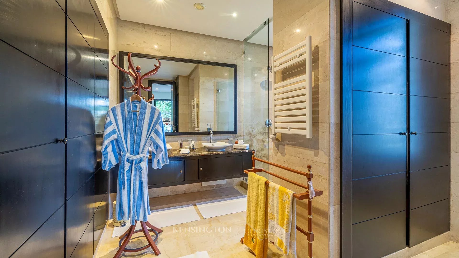 5 Bedroom Villa/Townhouse's Image 62