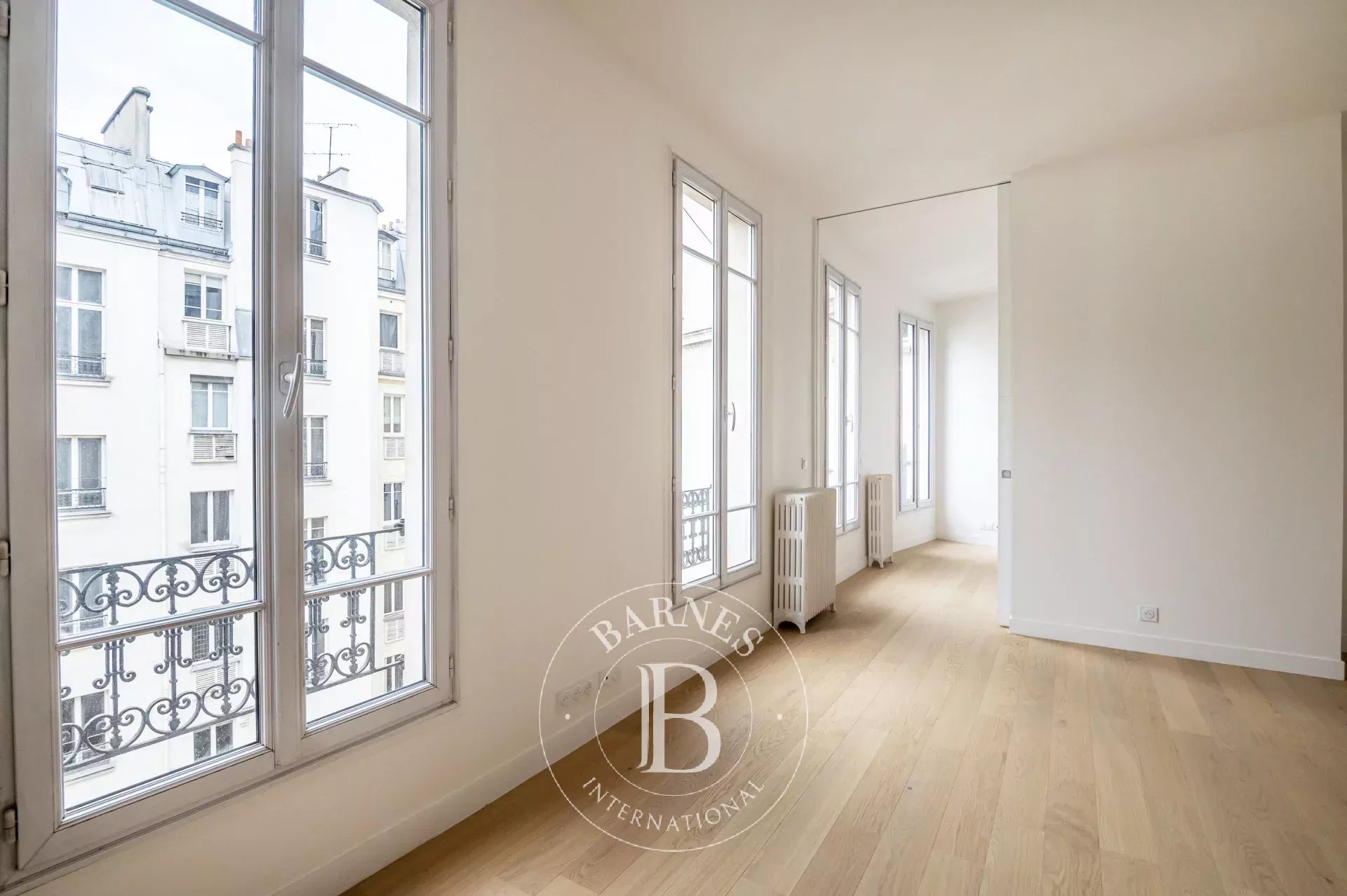 Exclusivity - Paris 8 - Monceau -  2 bedrooms / 2 shower rooms - Fully renovated