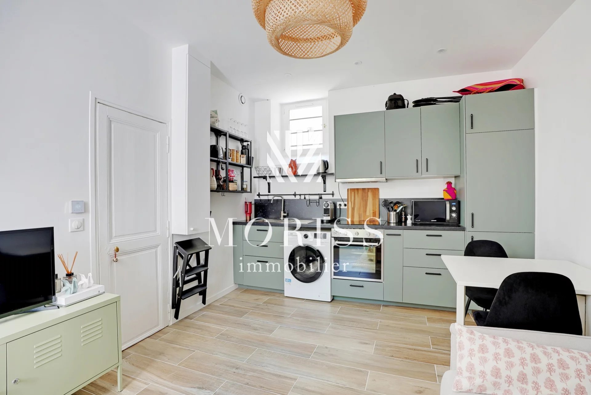 APPARTEMENT 2 PIÈCES 32 M² EN RDC - REFAIT A NEUF EN 2024 - RUE - Image Array