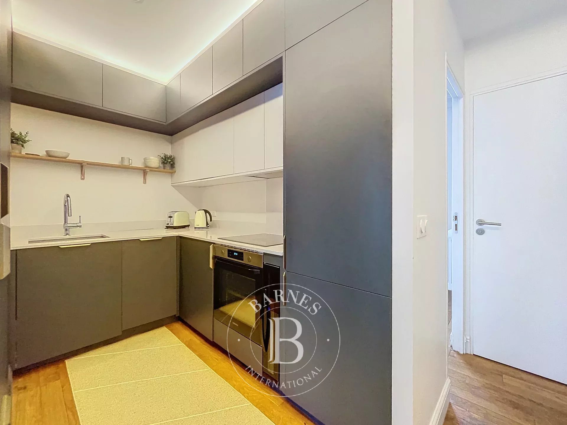 Daire Paris 8ème - picture 5