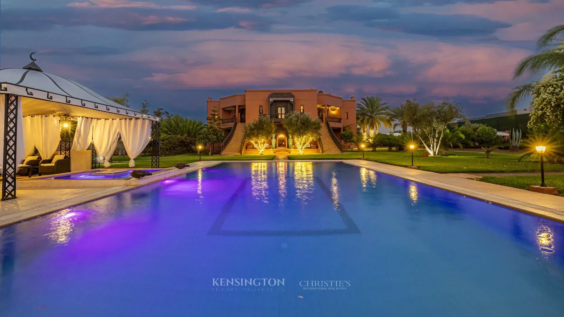9 Bedroom Villa/Townhouse's Image 164