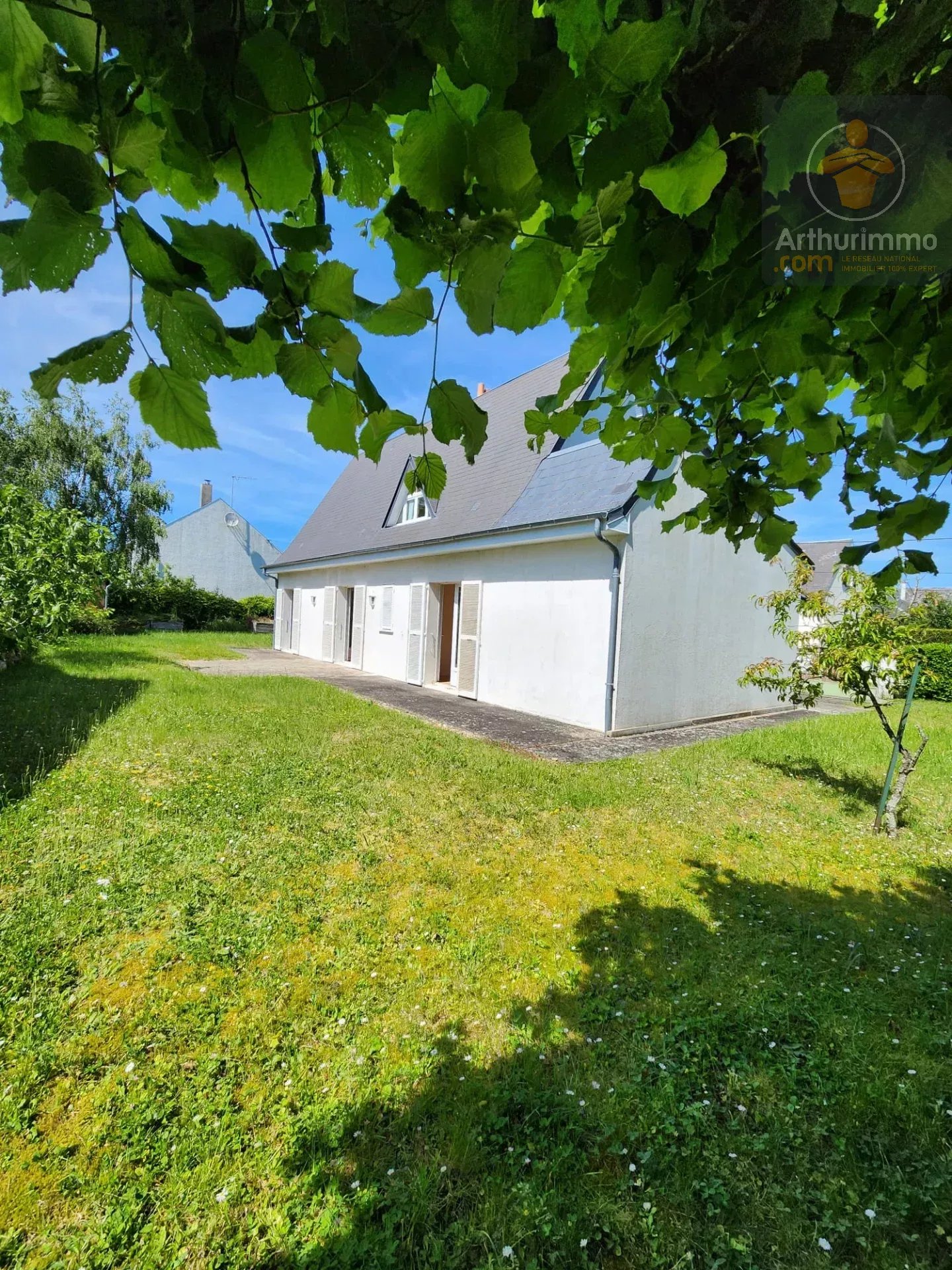 À Vendre : Maison T4 Charmante et Lumineuse avec Jardin et garage 83m² Beaugency — photo 3