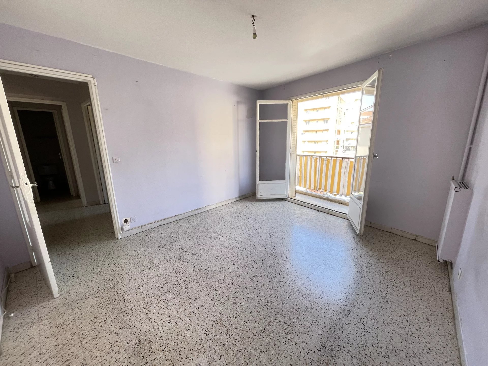 3 pièces à vendre Nice 