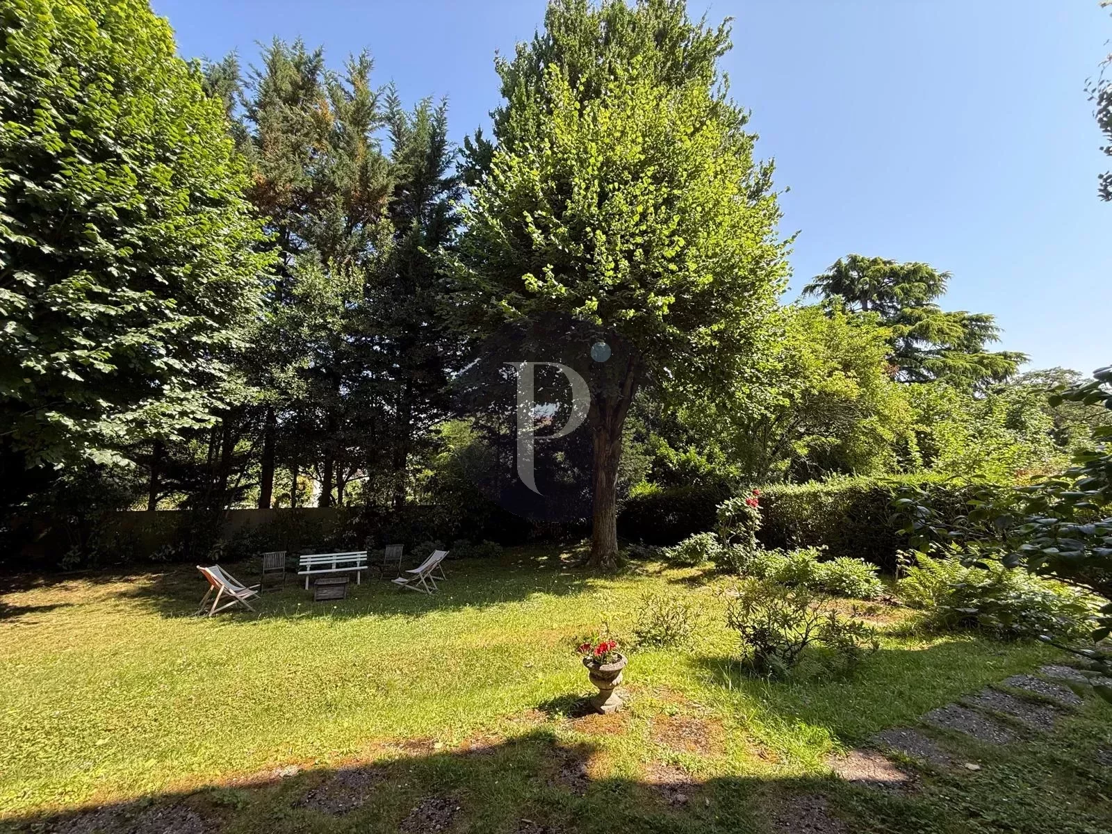 vente-maison-10-pieces-sceaux-86002064