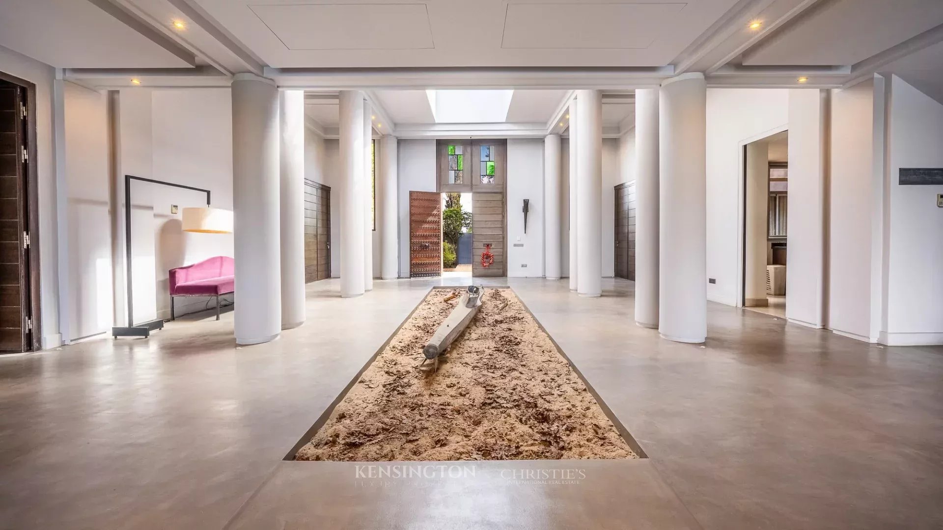 4 Bedroom Villa/Townhouse's Image 17
