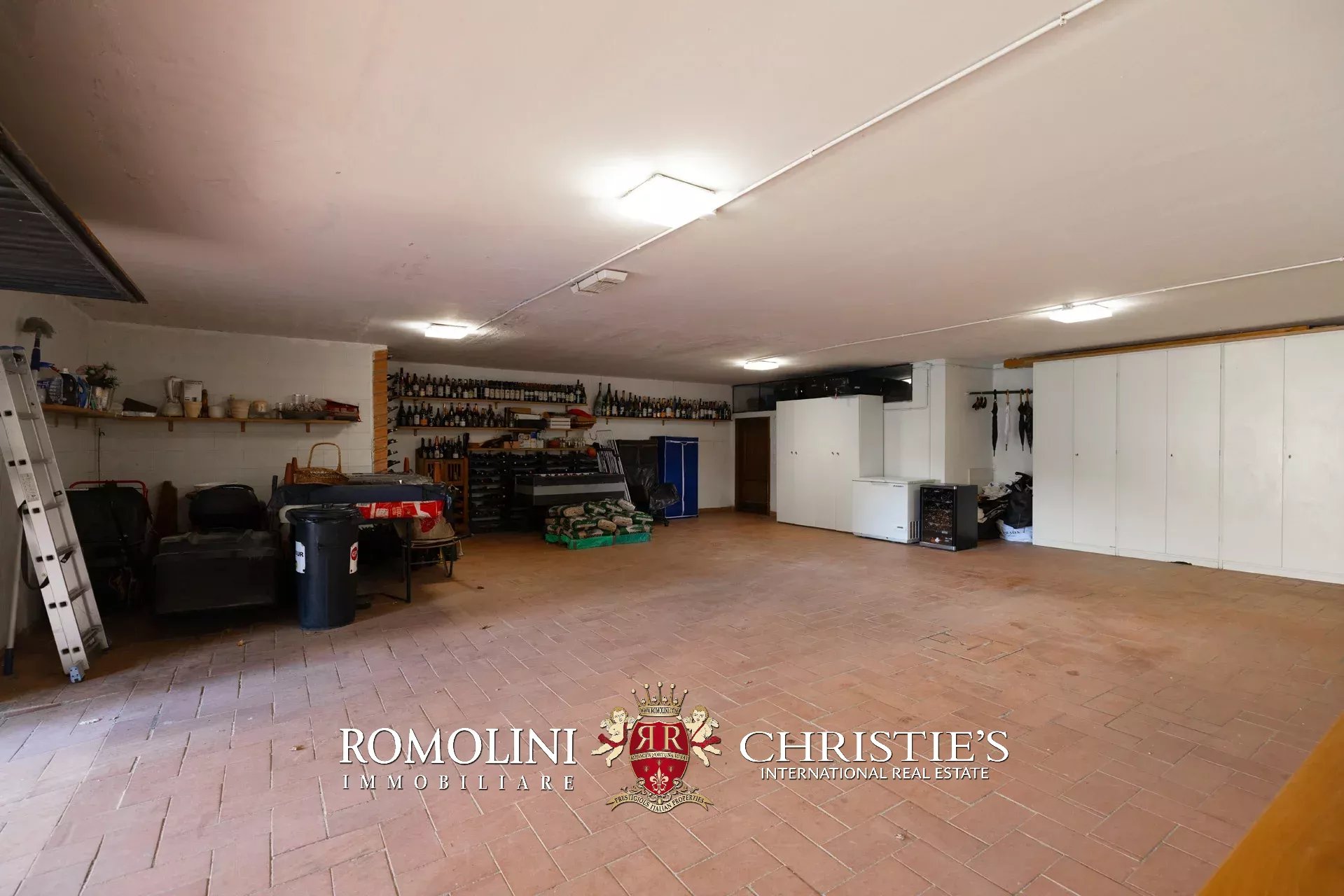 3 Bedroom Villa/Townhouse's Image 53