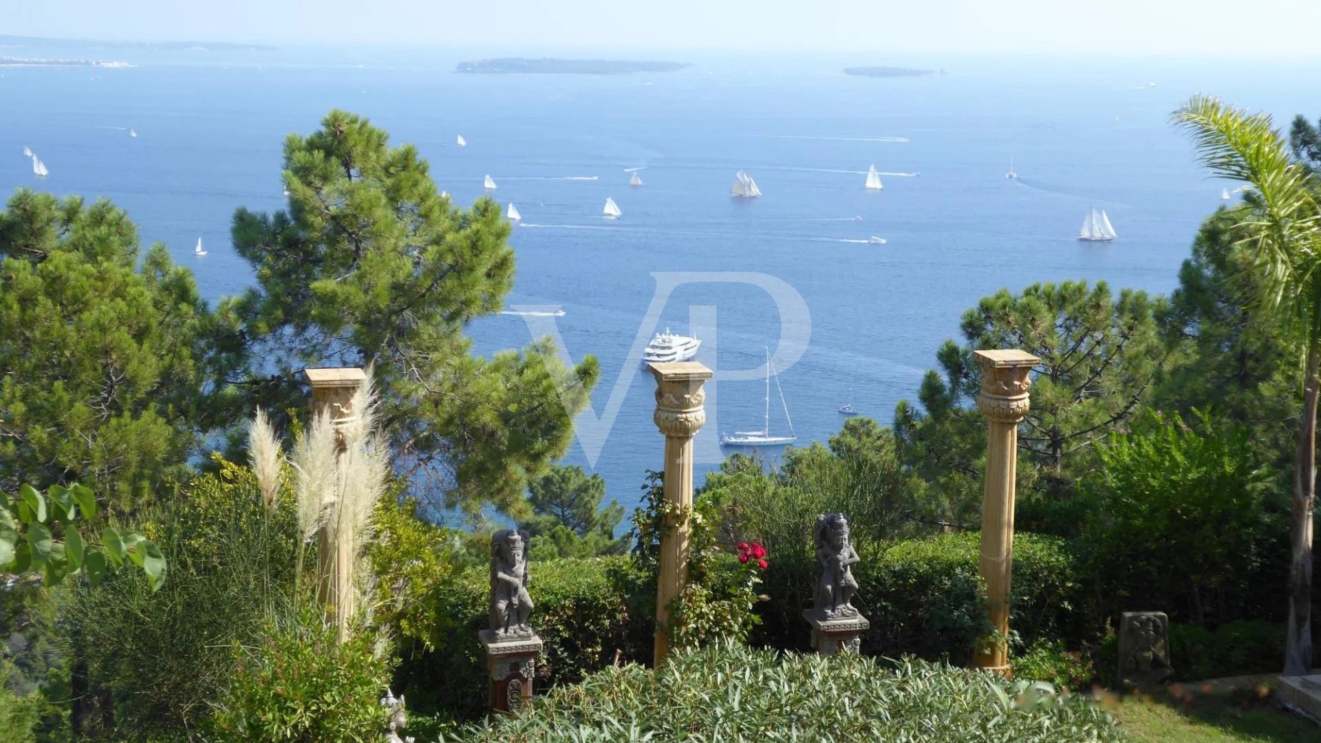 Spektakulärer Ausblick in der Nähe von Cannes