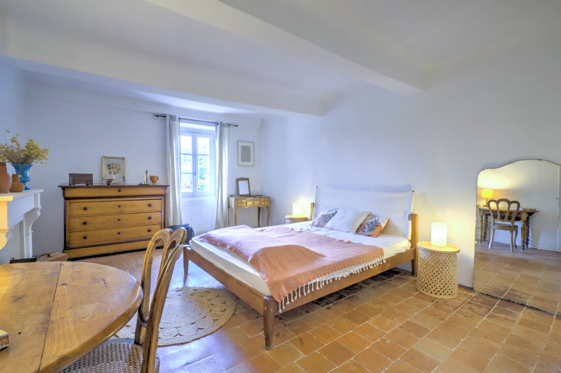 Great old Bastide with guest-house - Tourrettes