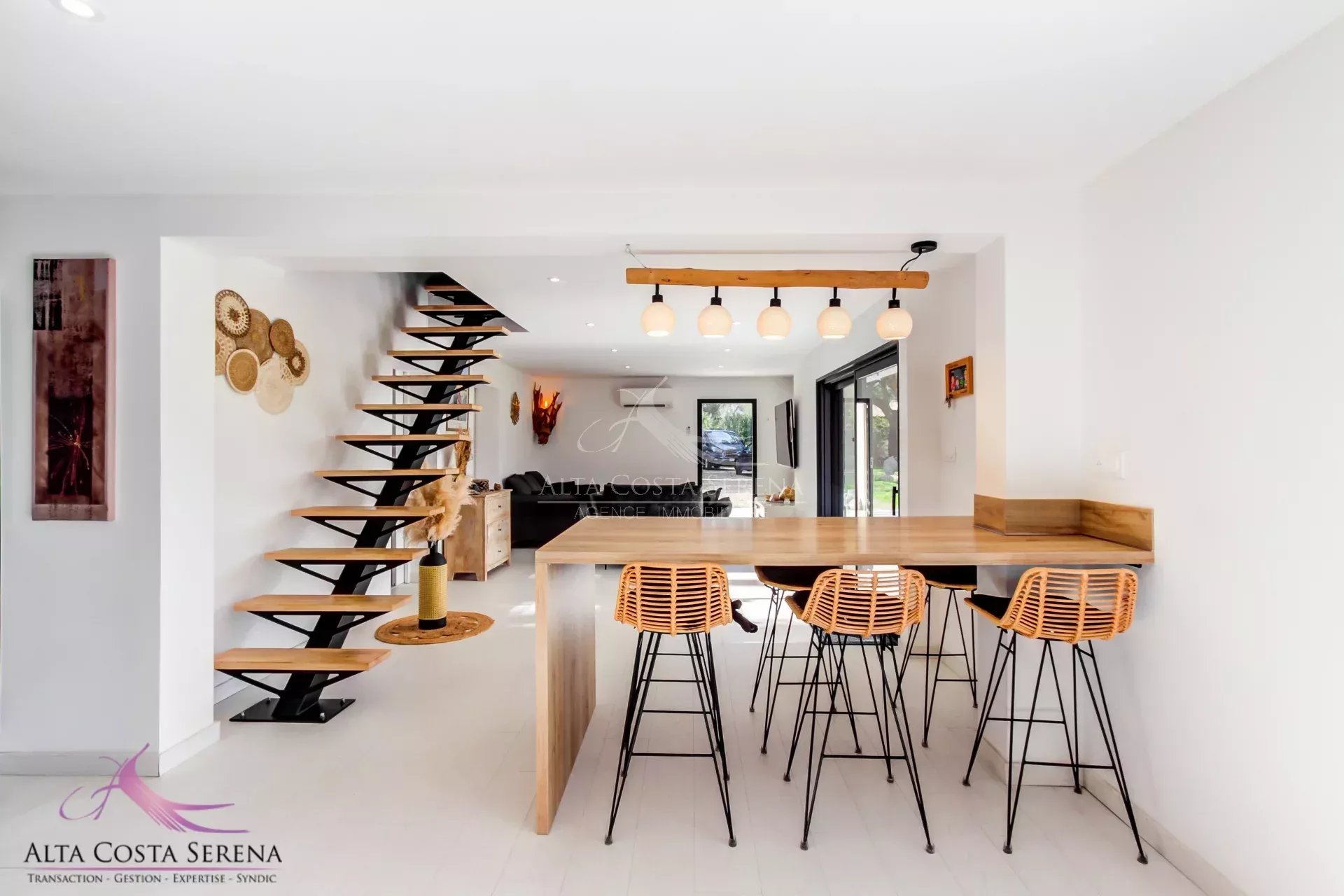 Agence immobilière de 