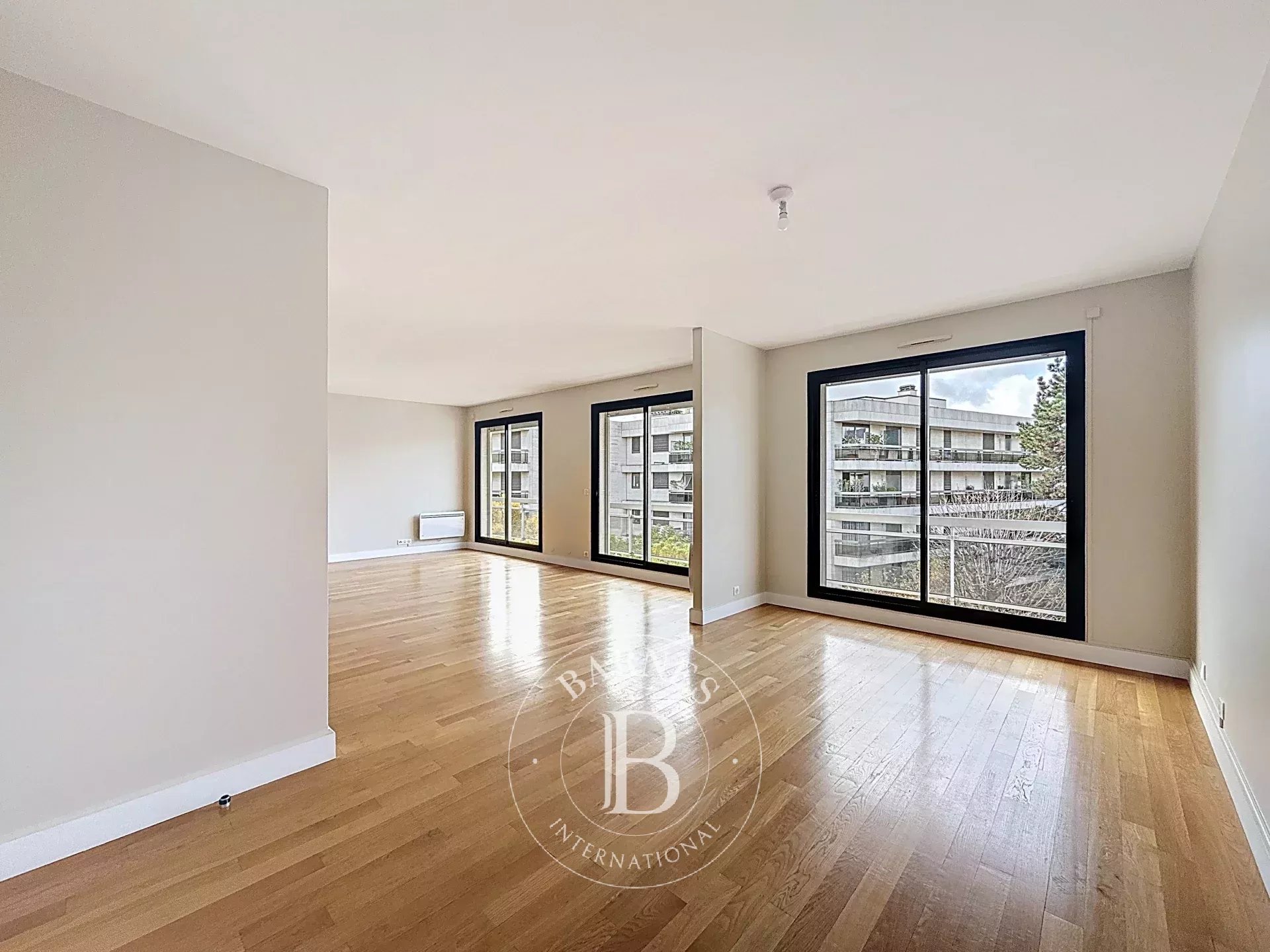 The BARNES rental department... - picture 2