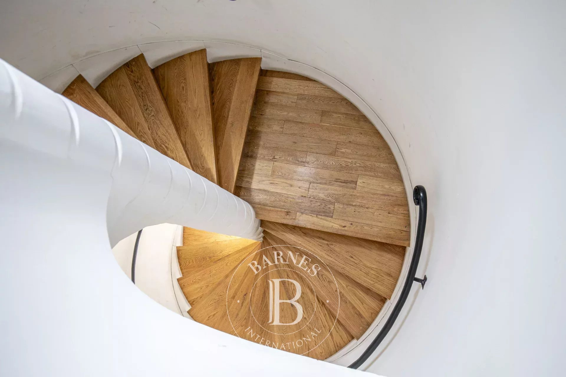 Daire Paris 6ème - picture 12