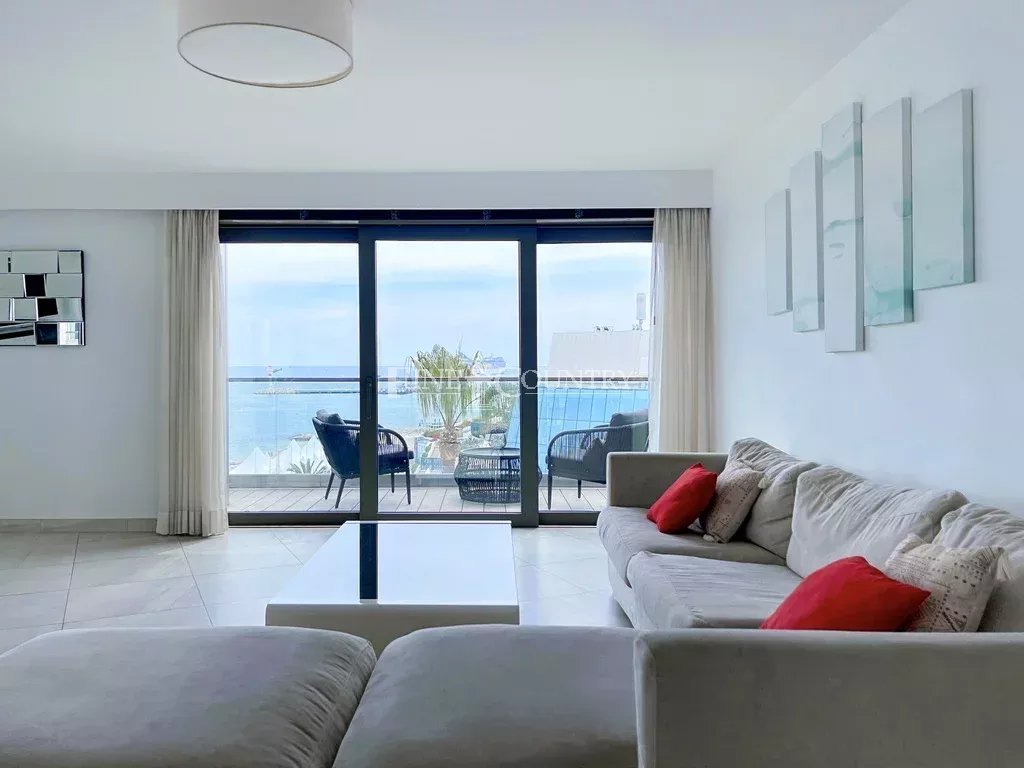 Photo of APPARTEMENT FOR SALE CANNES CROISSETTE