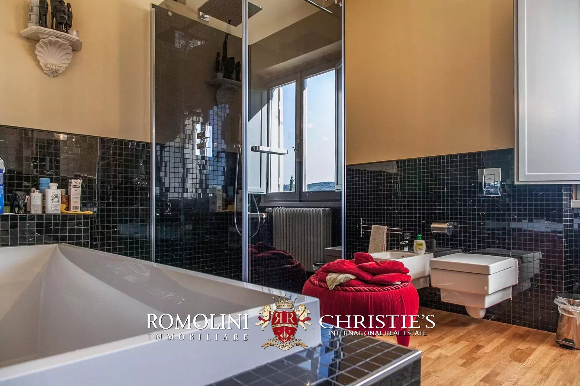 5 Bedroom Villa/Townhouse's Image 58