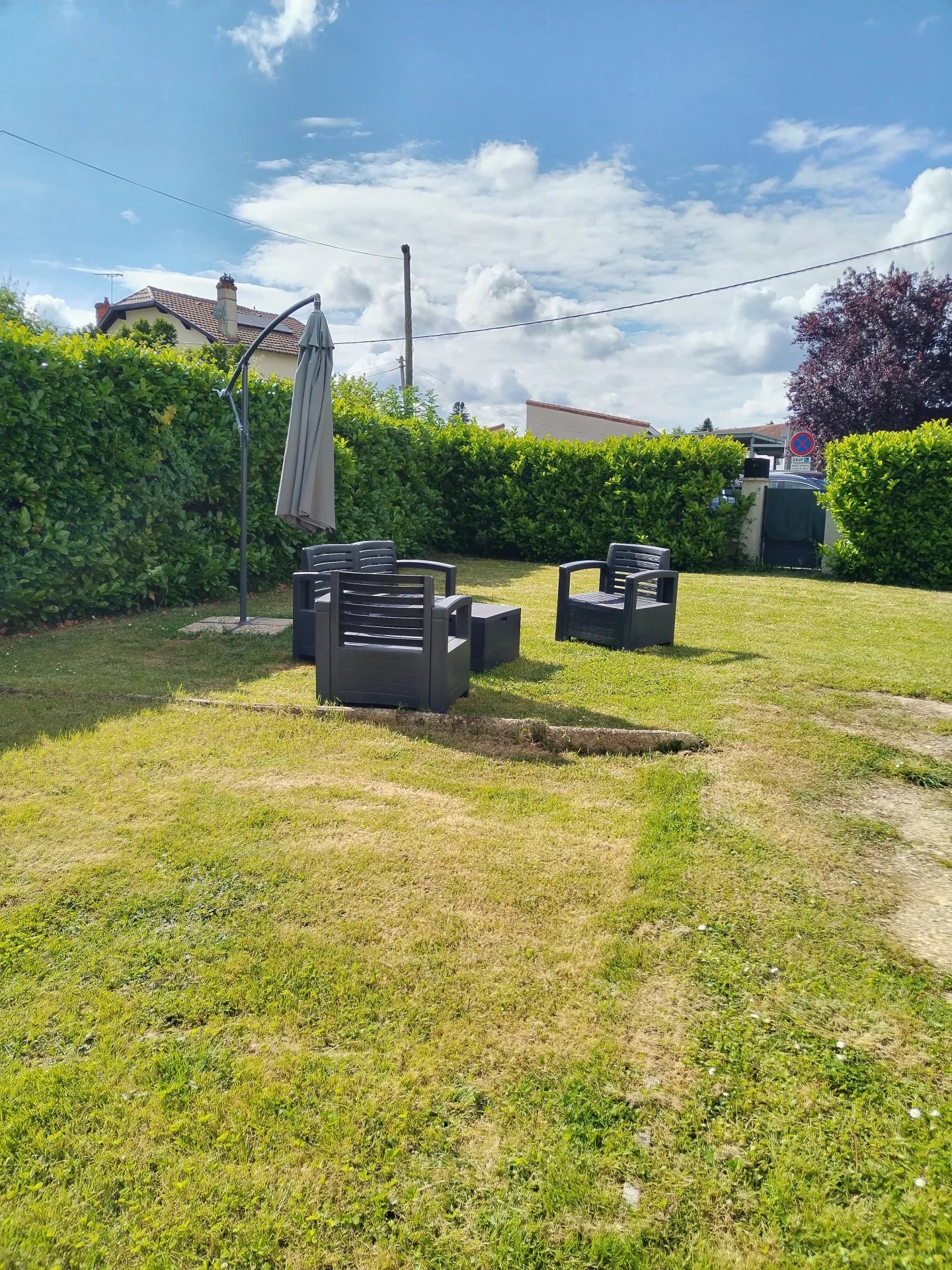 Maison de 144 m² composée de 2 logements de 72 m² chacun