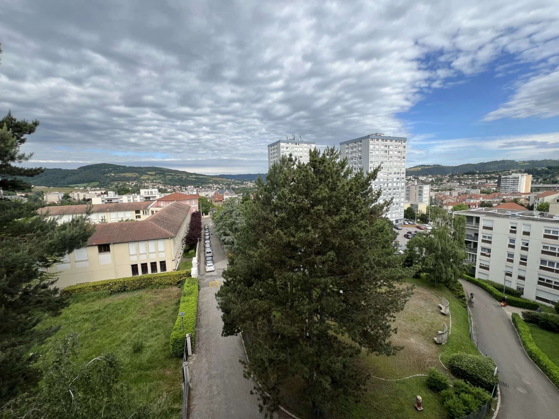 APPARTEMENT T1 résidence les genêts avec Ascenseur