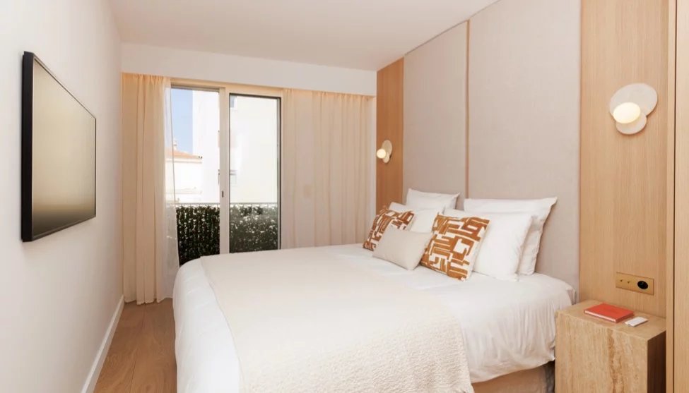  Image of Apartment - 2 Bedrooms - 2 Bathrooms for Sale in Alpes-Maritimes-Cannes-France, Image 8