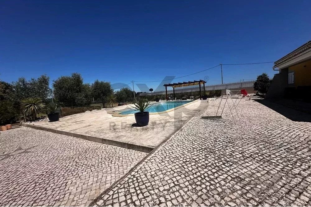 Live in Harmony with Nature - 4+2 Bedroom Detached House with Pool in Pinhal Novo 85948447 image 6