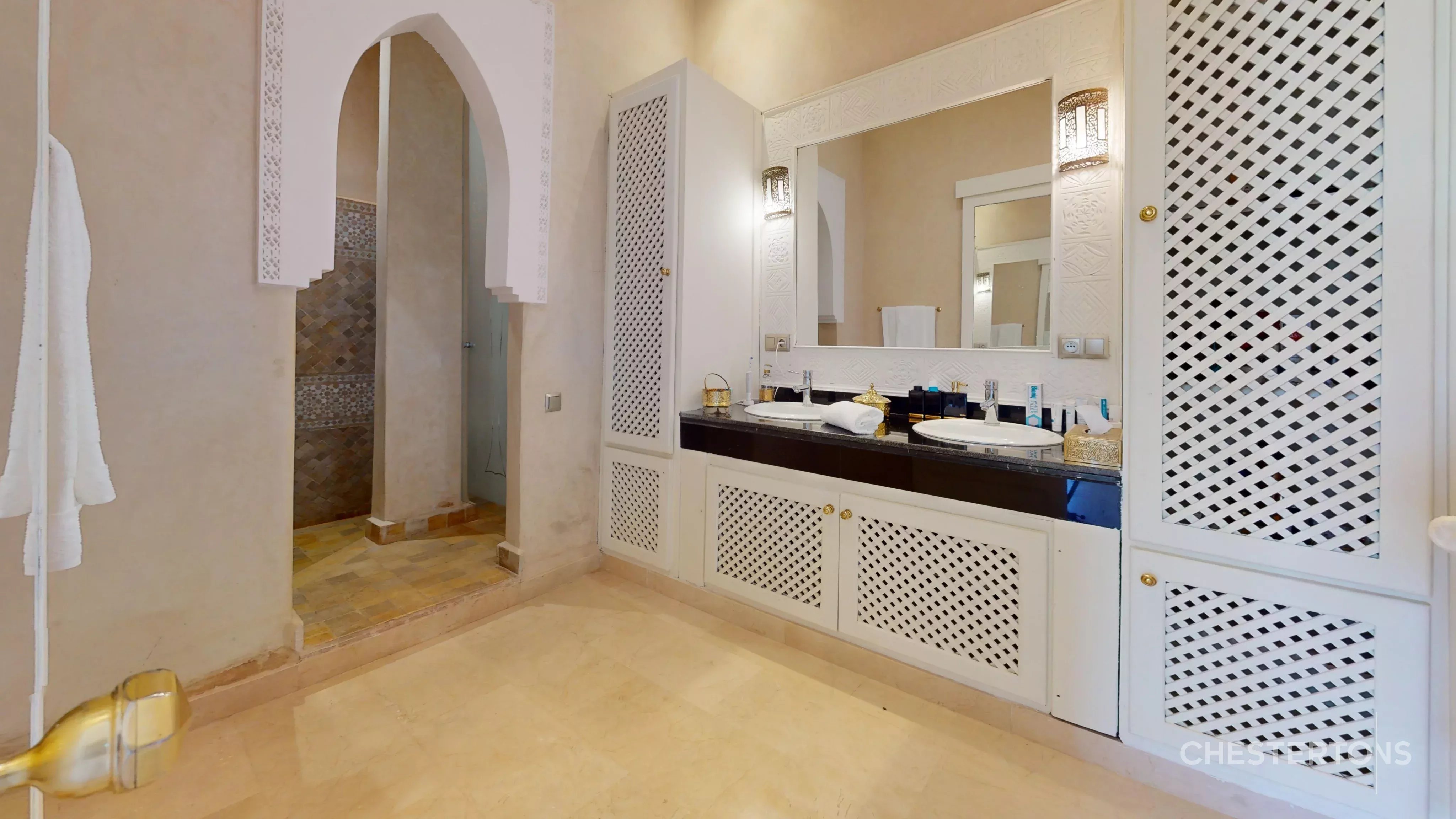  Image of Villa - 7 Bedrooms for Sale in Marrakech-Ménara-Marrakech-Morocco, Image 27