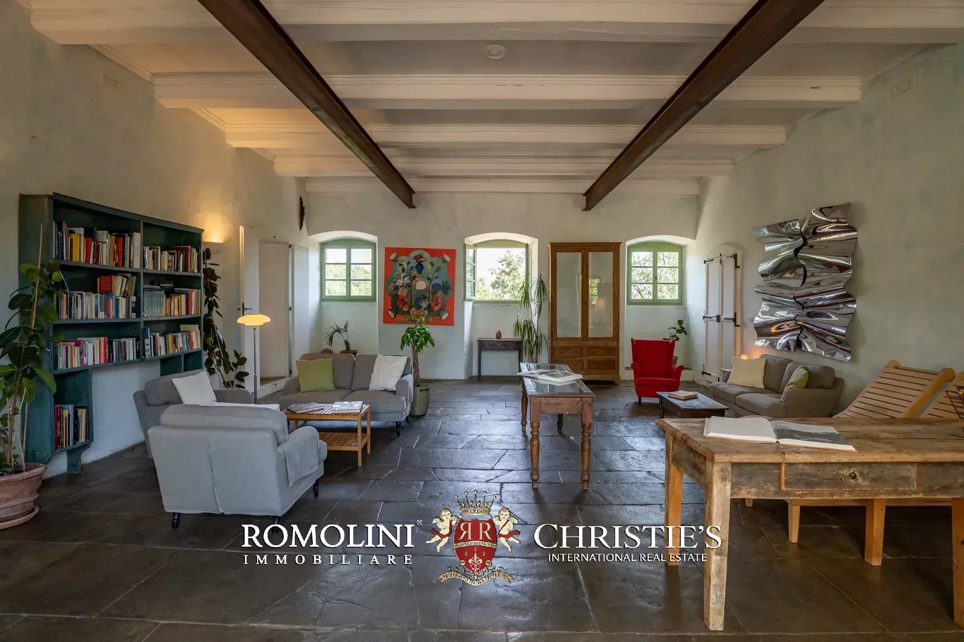 10 Bedroom Villa/Townhouse's Image 54