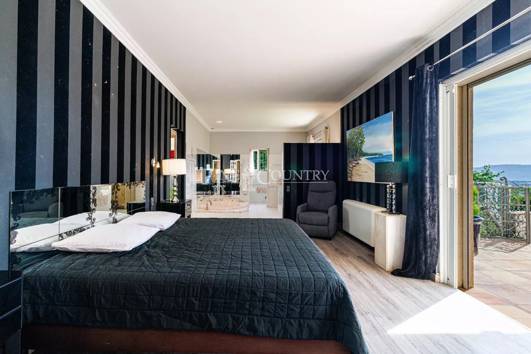 Photo of Sea View Villa - Castellaras Sector