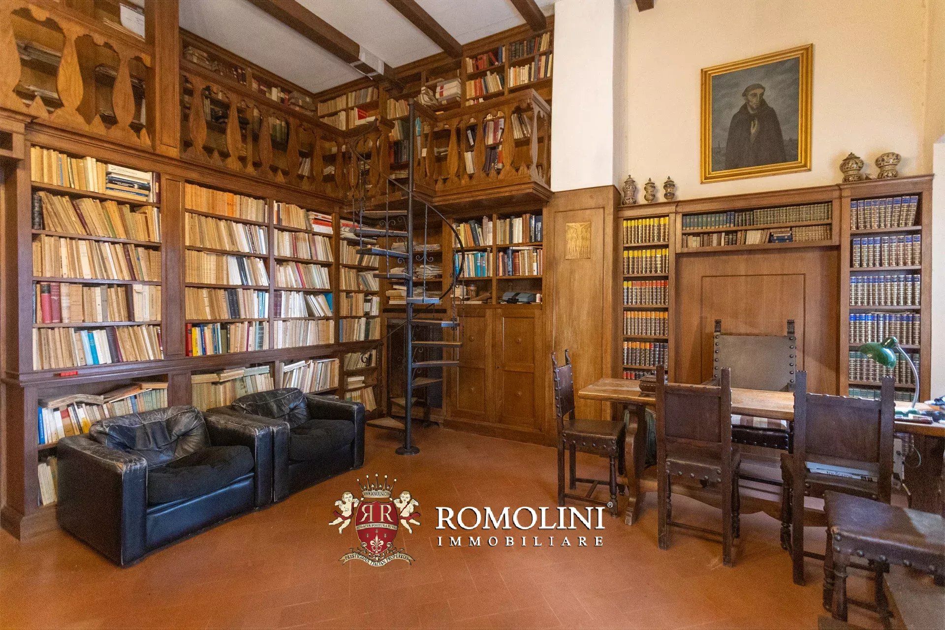 5 Bedroom Villa/Townhouse's Image 28