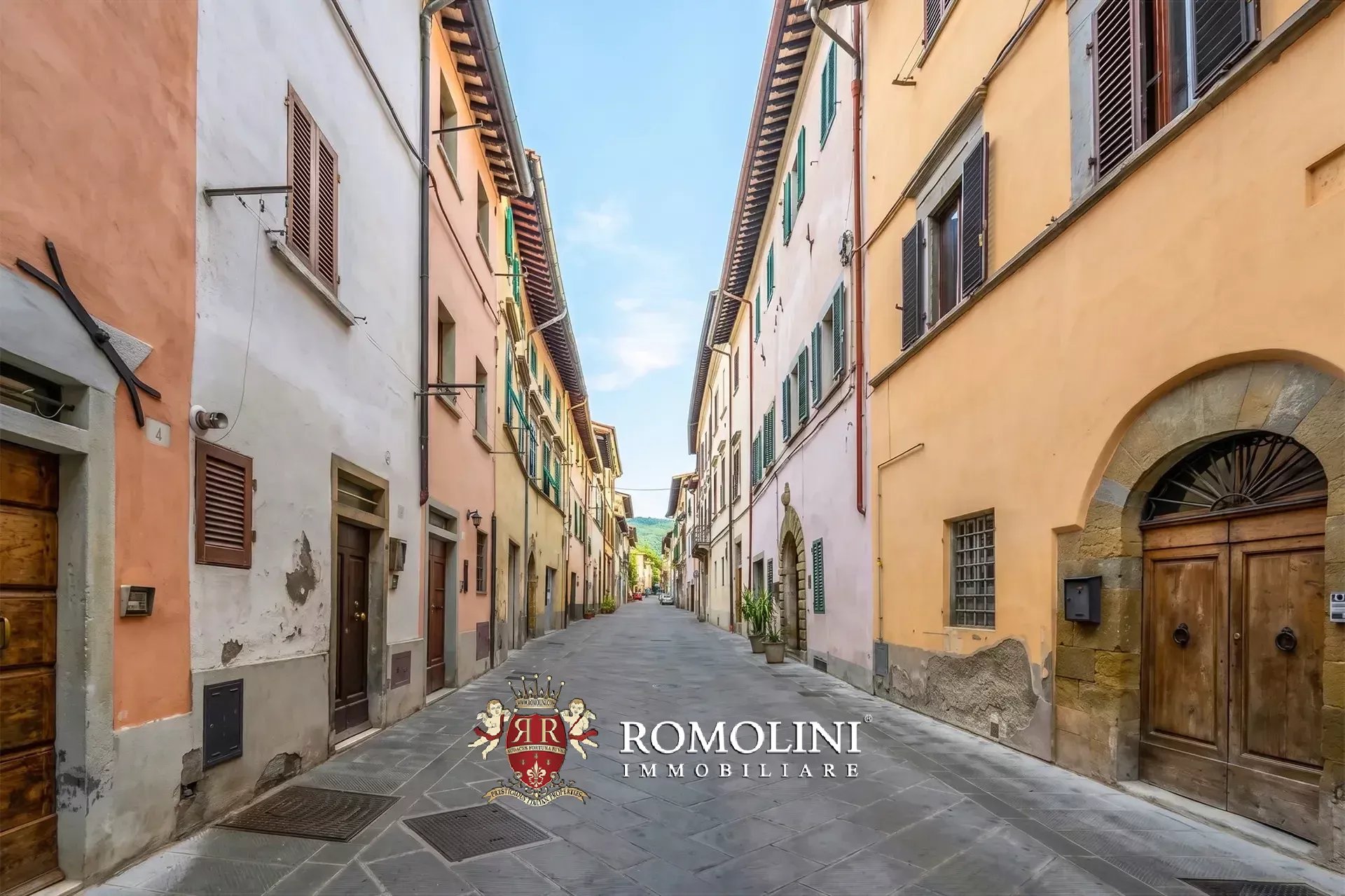 CIELOTERRA RISTRUTTURATO IN VENDITA NEL CENTRO STORICO DI SANSEPOLCRO