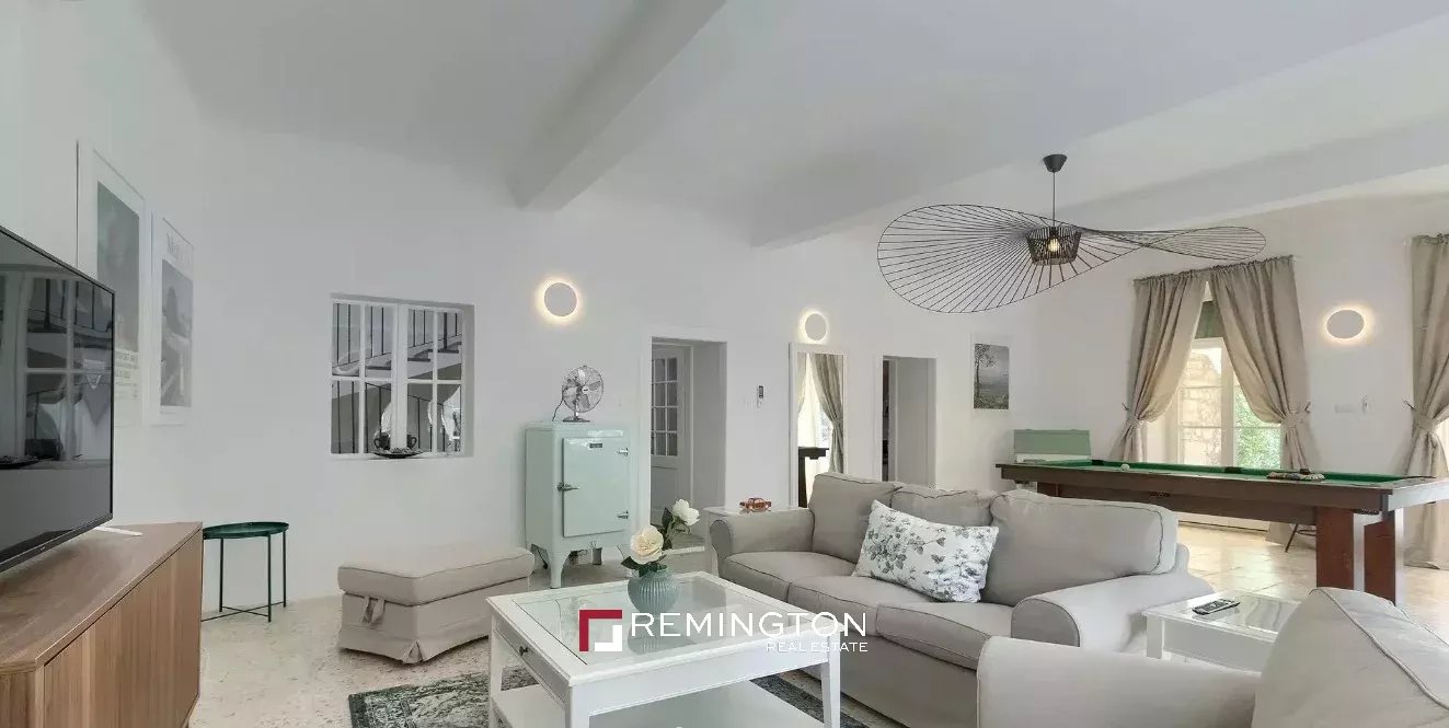 5 Bedroom Villa/Townhouse's Image 19