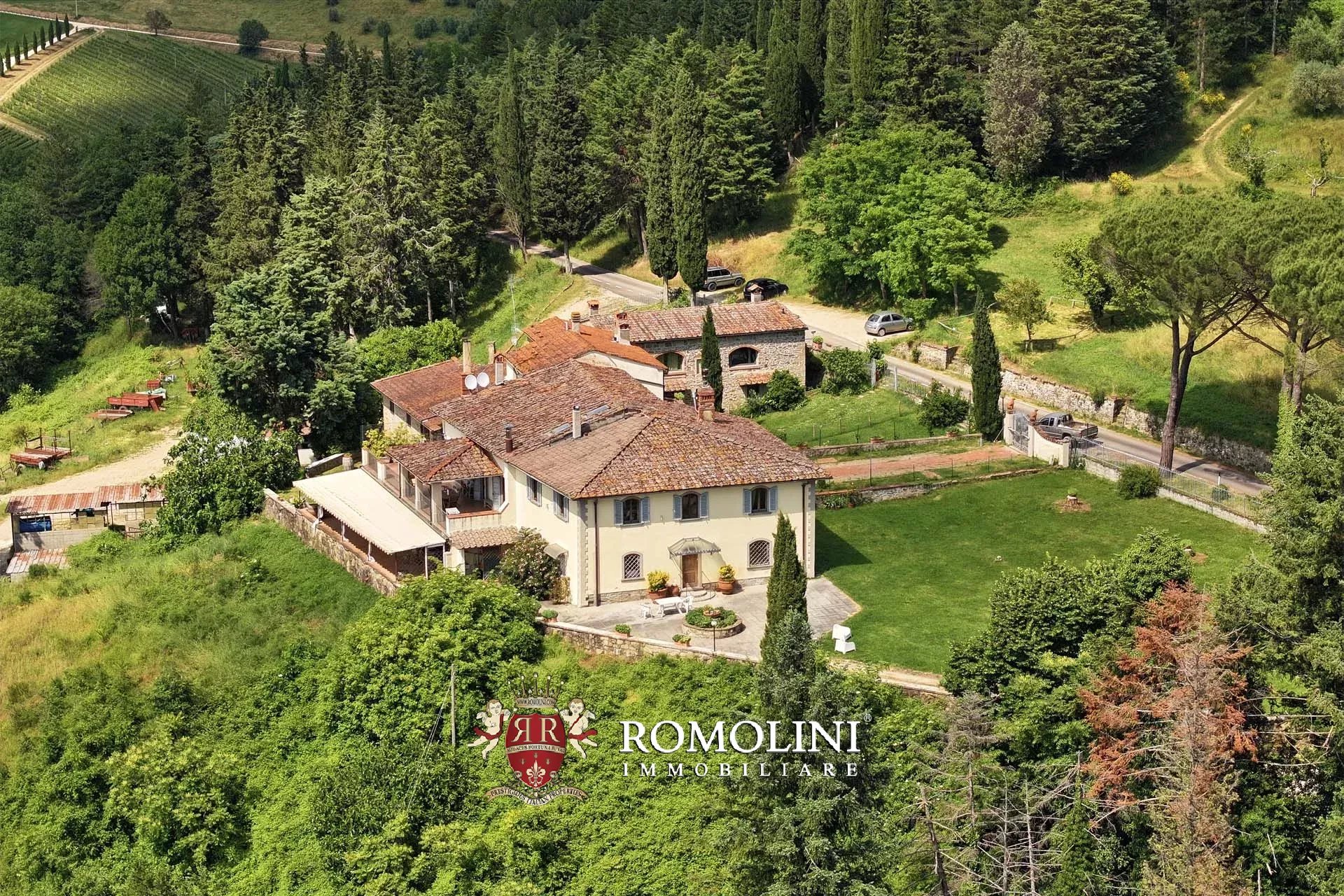 34 Bedroom Vineyard's Image 16