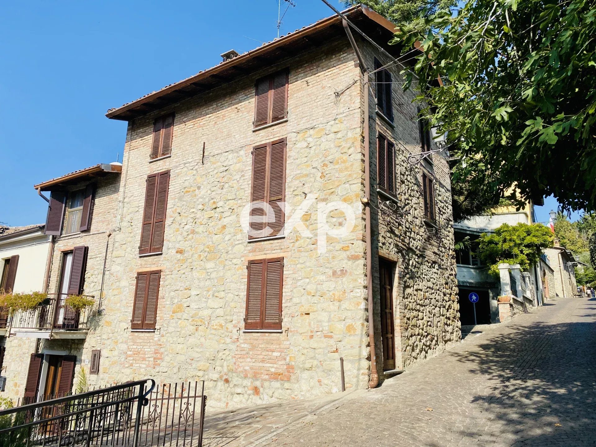  - 27040 - Pavia - Fortunago
