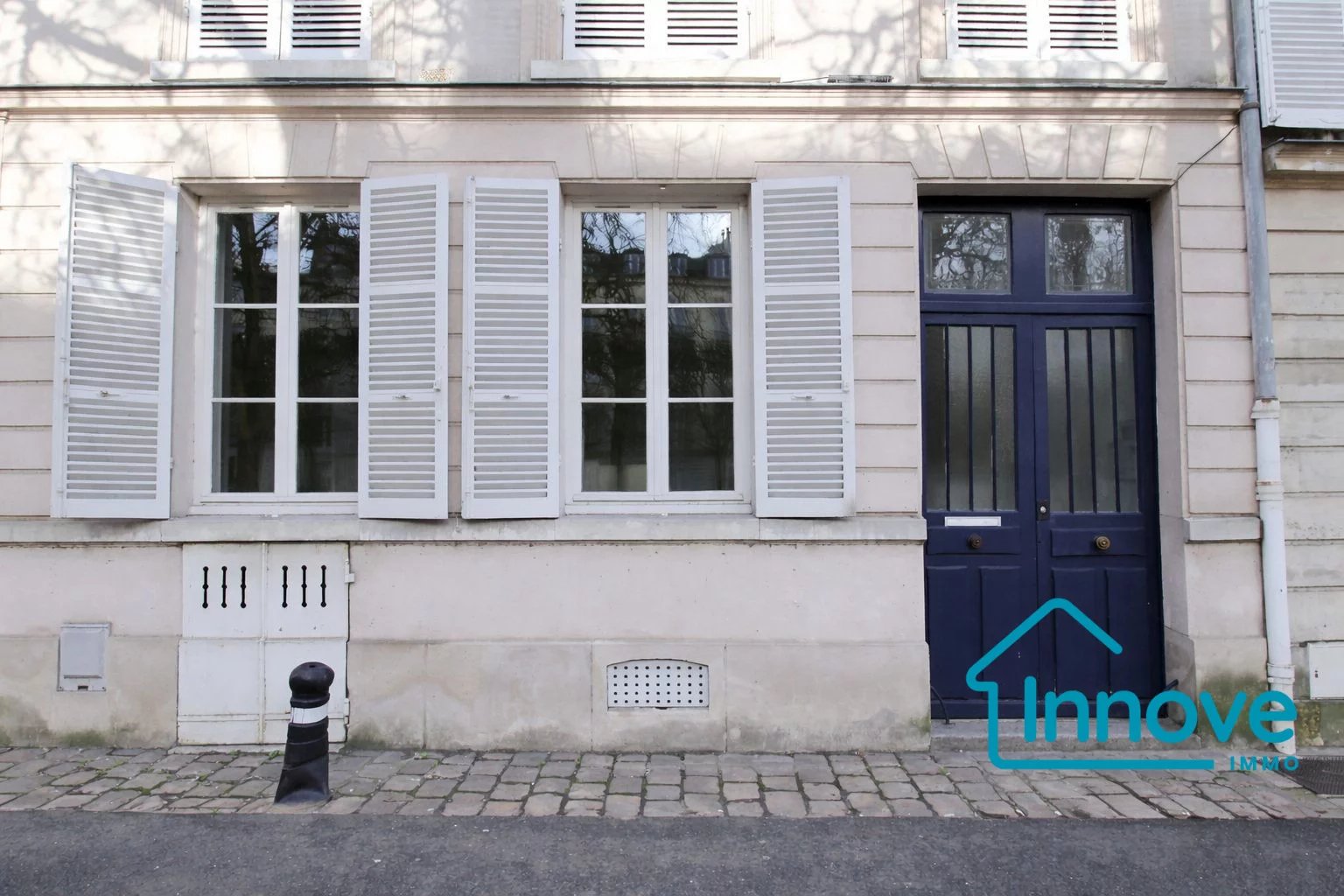 Versailles- Notre-Dame- Local Professionnel- 4 pièces