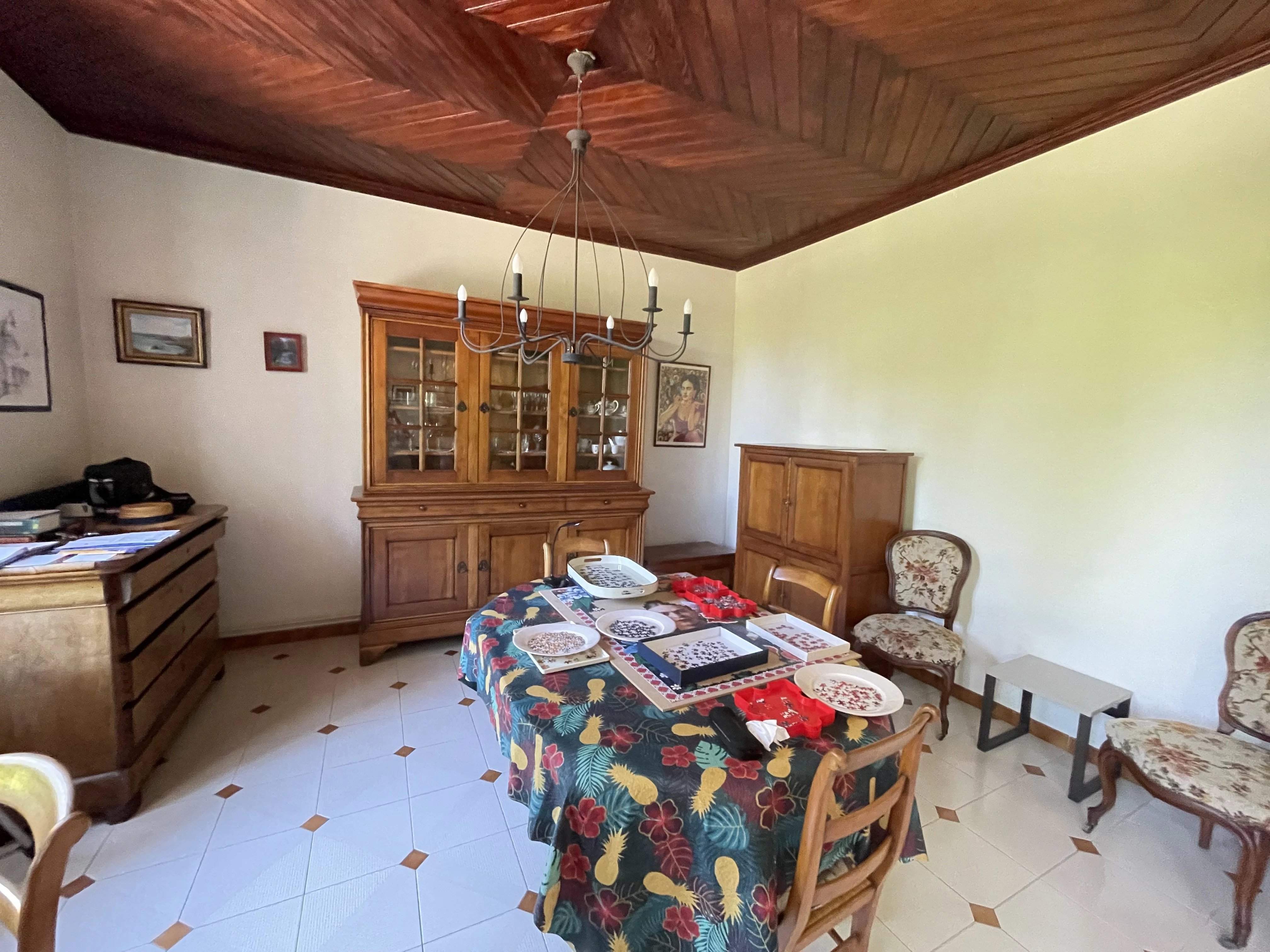 Maison de maître indépendante avec vaste jardin à Plouër-sur-Rance