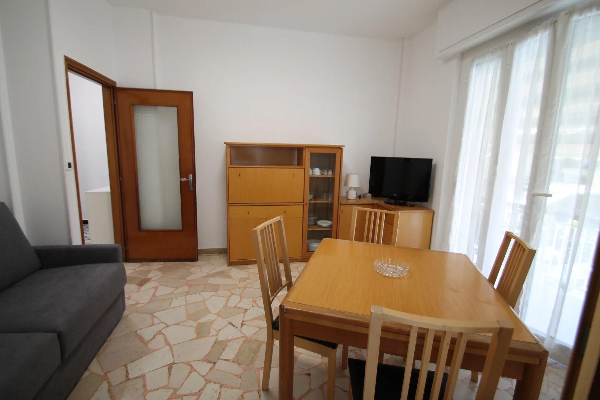 Affitto stagionale Appartamento Loano