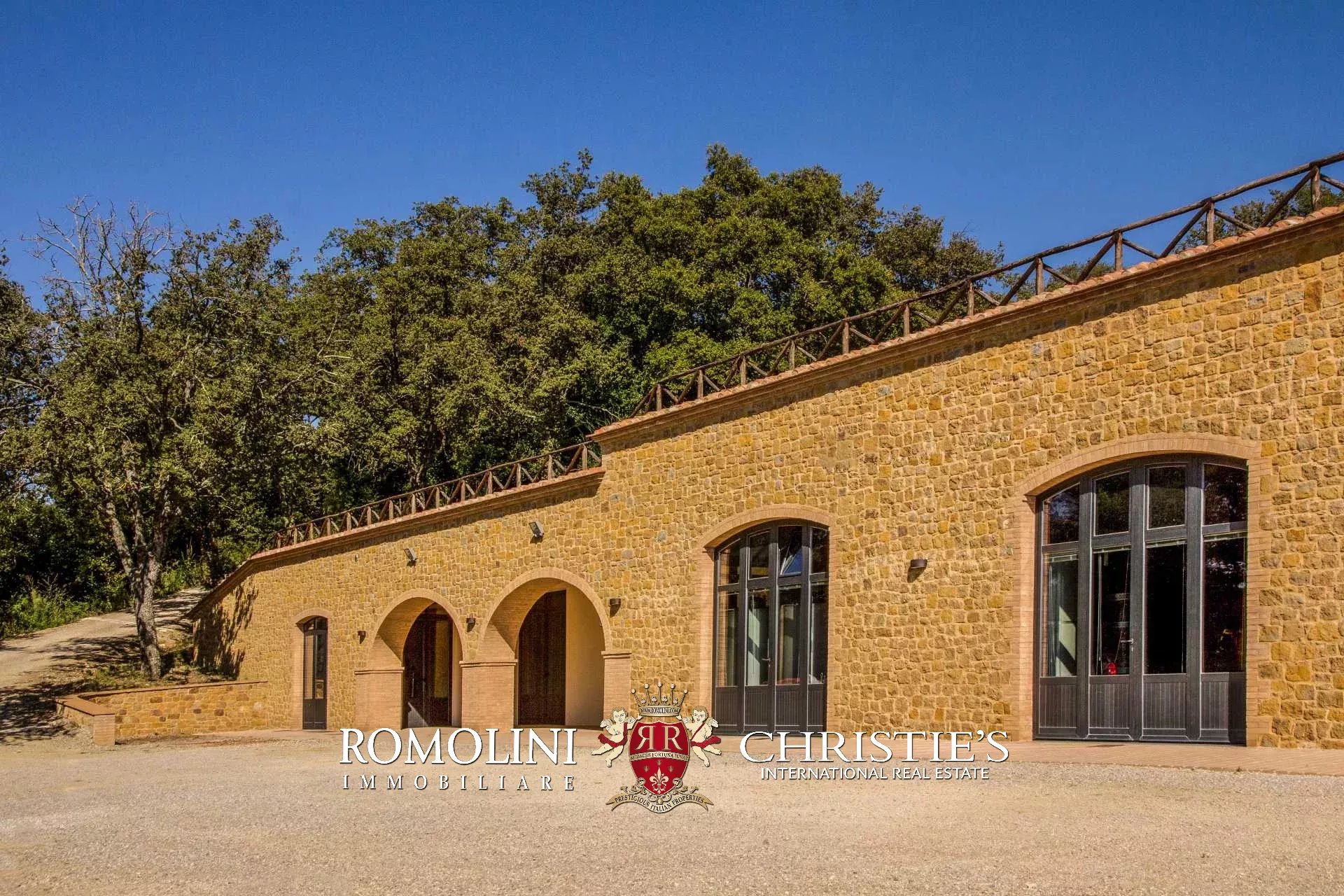 3 Bedroom Vineyard's Image 14