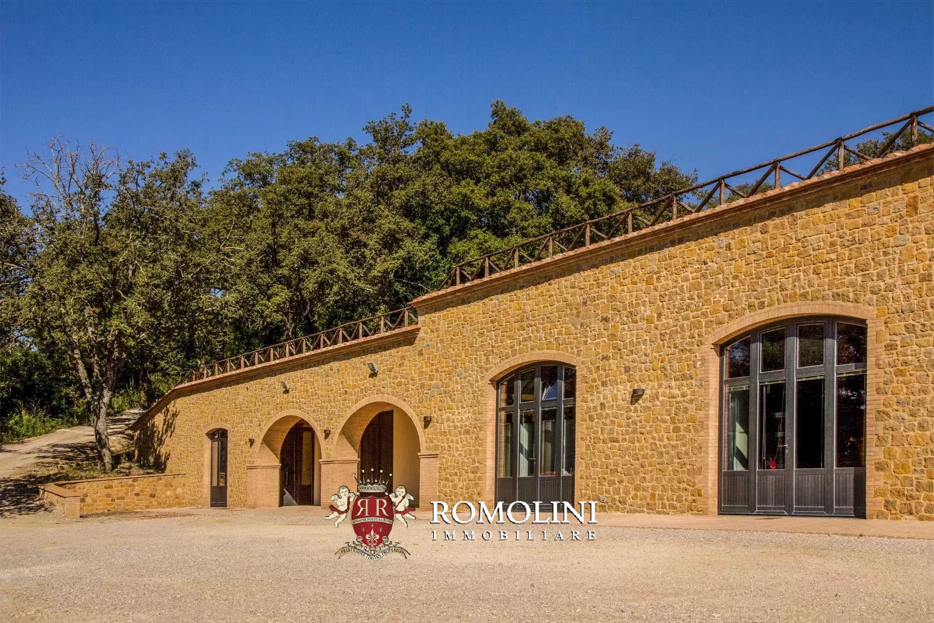 3 Bedroom Vineyard's Image 14