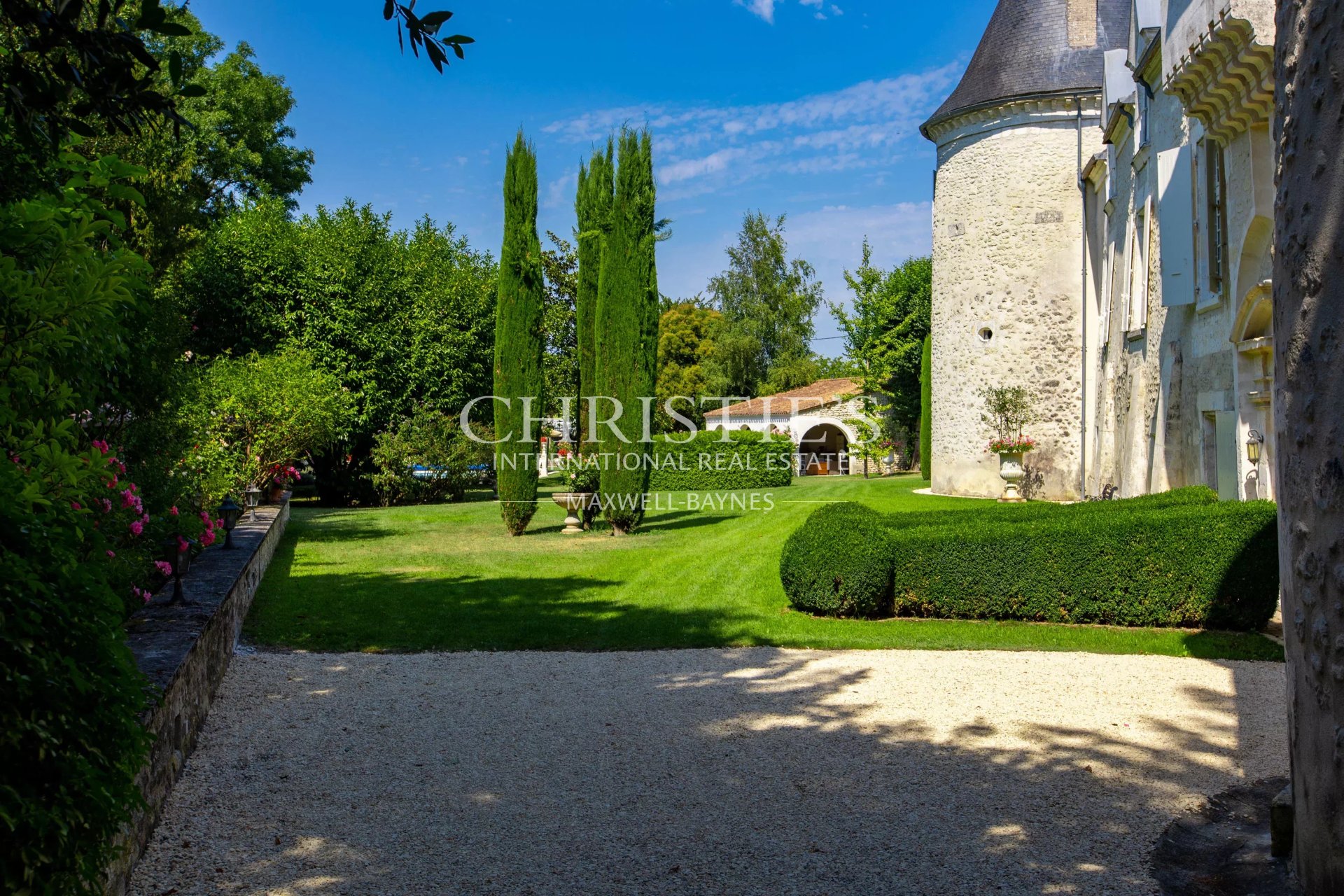 14 Bedroom Chateau's Image 5