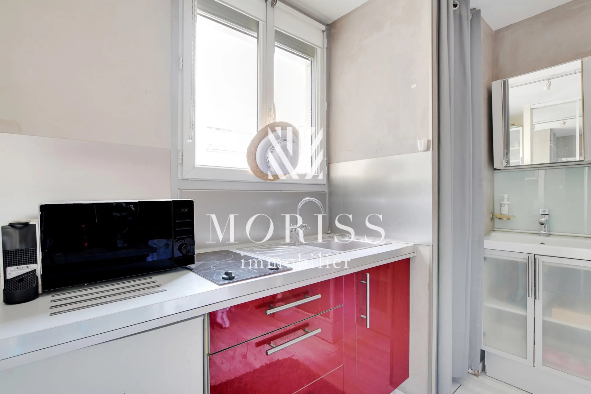 Studio - 13 m2 - Quartier des Batignolles - 75017 Paris - Image Array